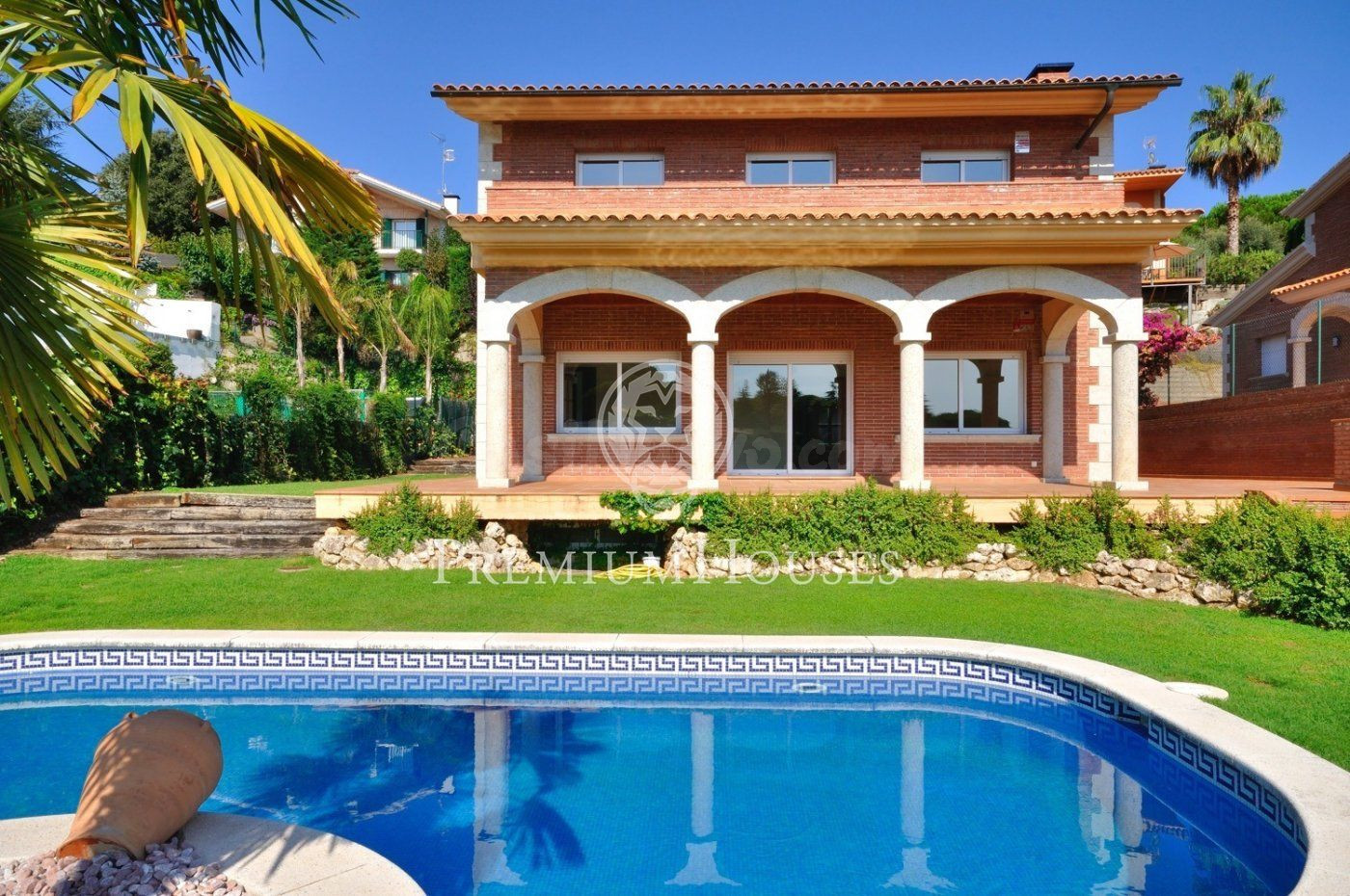 Casa en venta en Sant Vicenç de Montalt - foto 2