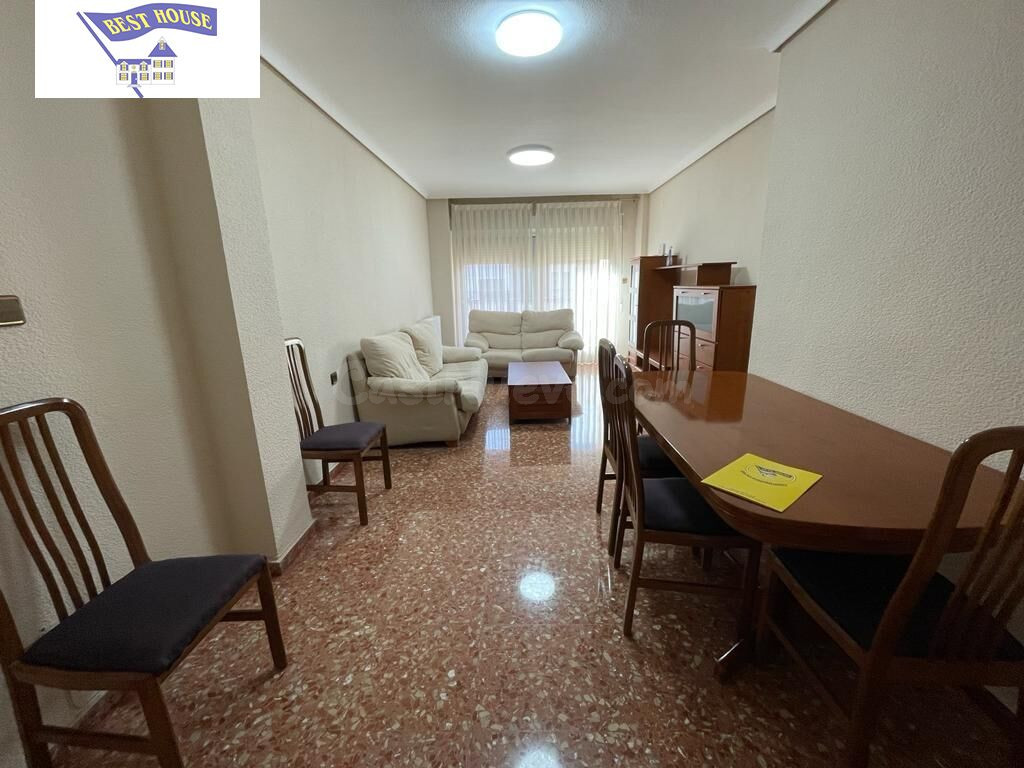 BEST HOUSE ALQUILA PISO PARA ESTUDIANTES MUY CERCA DEL PARQU - foto 2