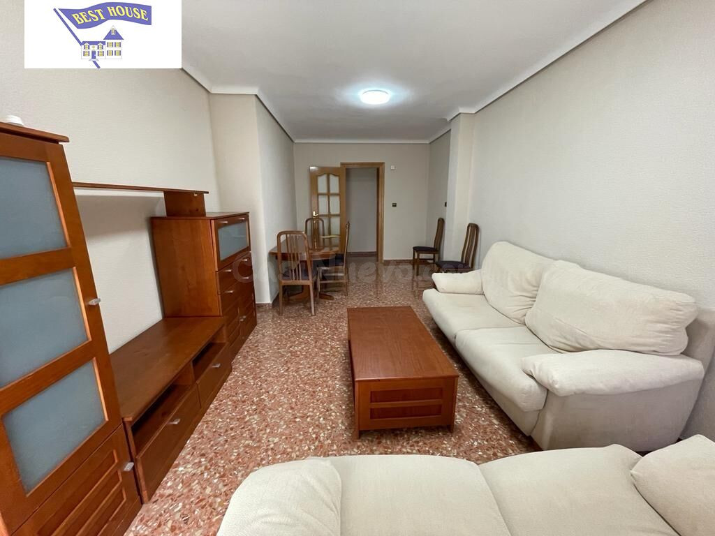 BEST HOUSE ALQUILA PISO PARA ESTUDIANTES MUY CERCA DEL PARQU - foto 3