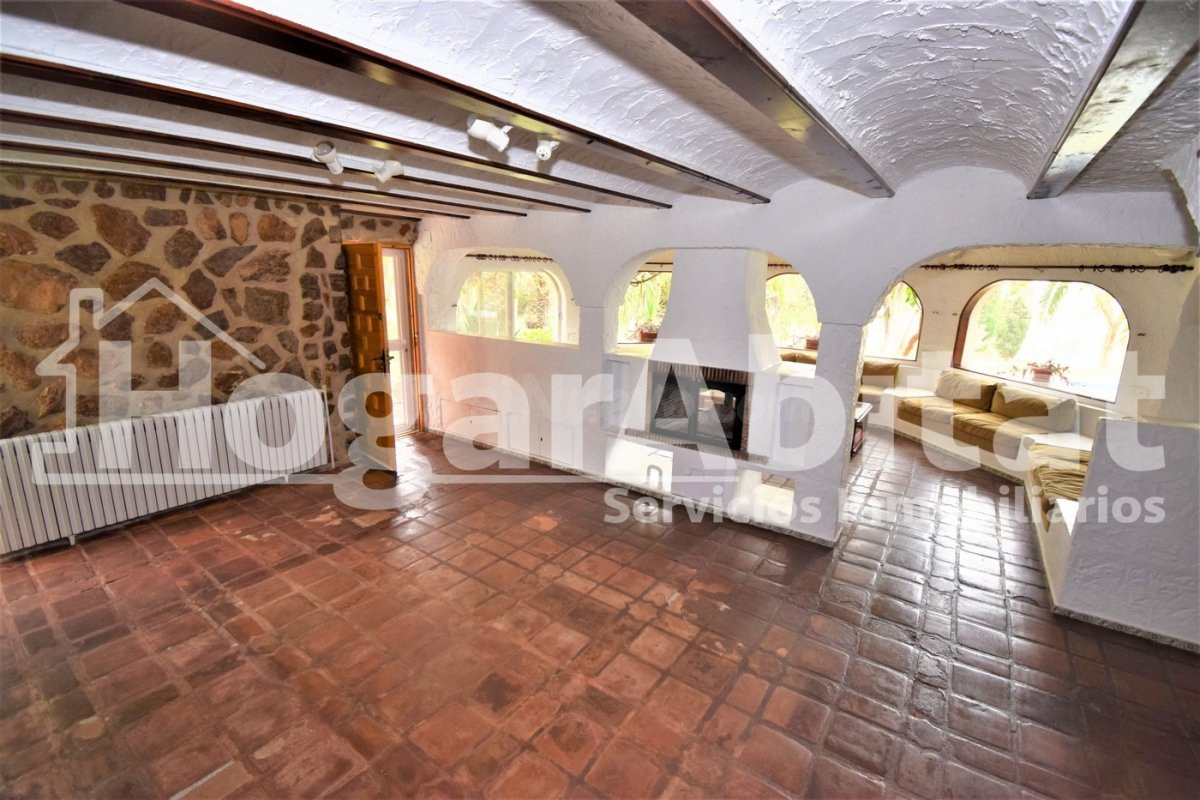ESPECTACULAR VILLA DE LUJO EN URBANIZACIÓN PRIVADA - foto 5