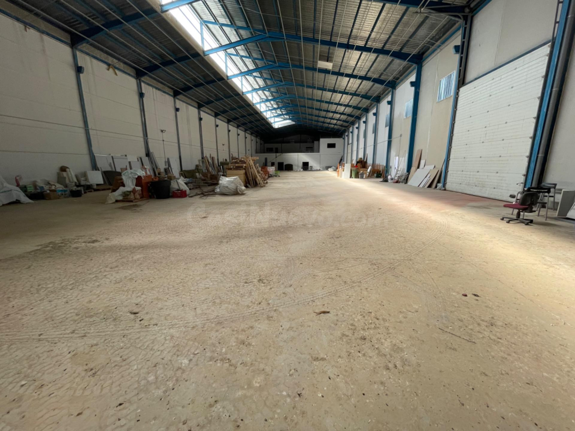 Nave industrial 1662m² en venta - Polígono Romica - foto 2