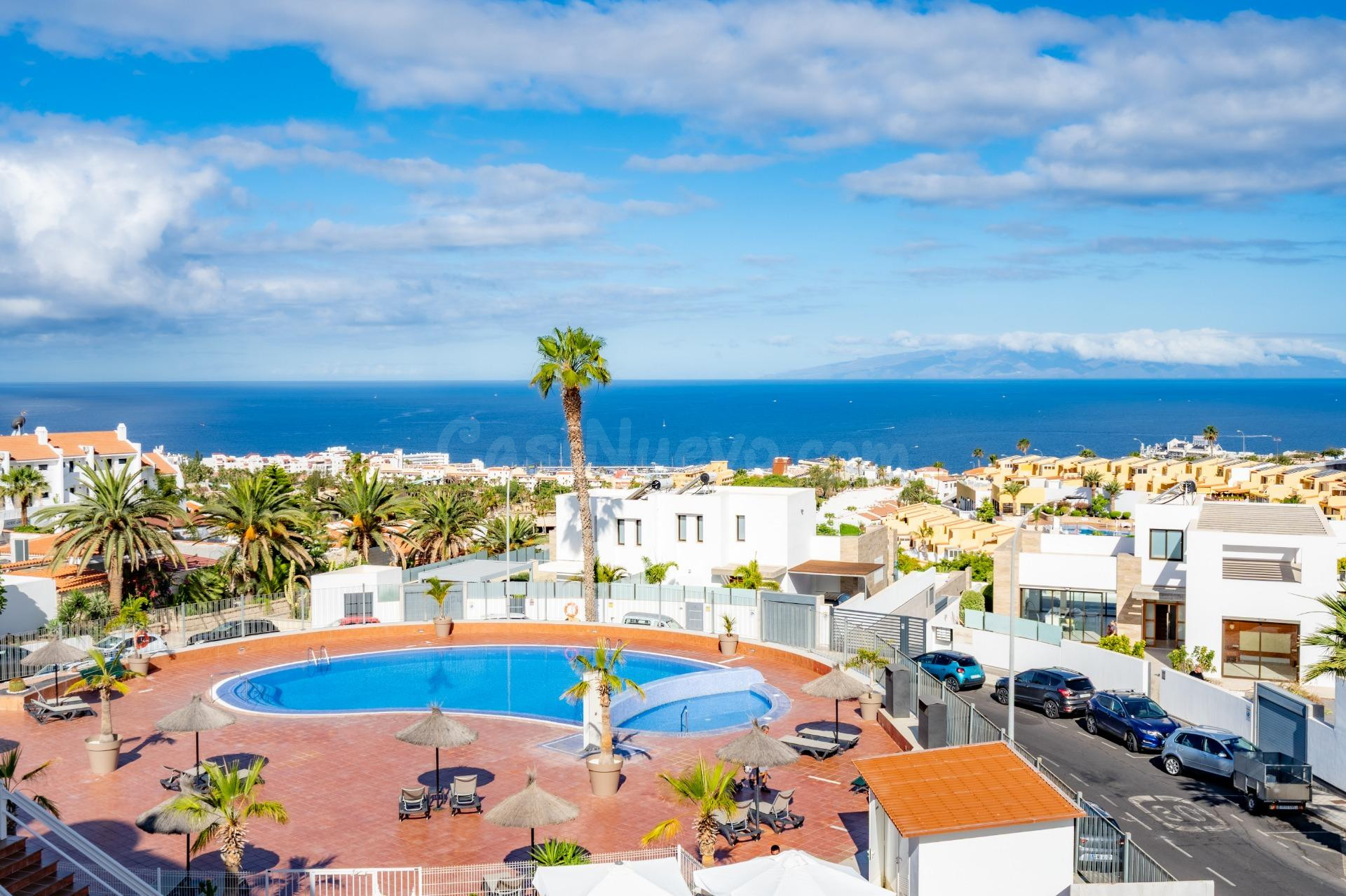 Piso recién reformado con impresionantes vistas al mar - foto 4