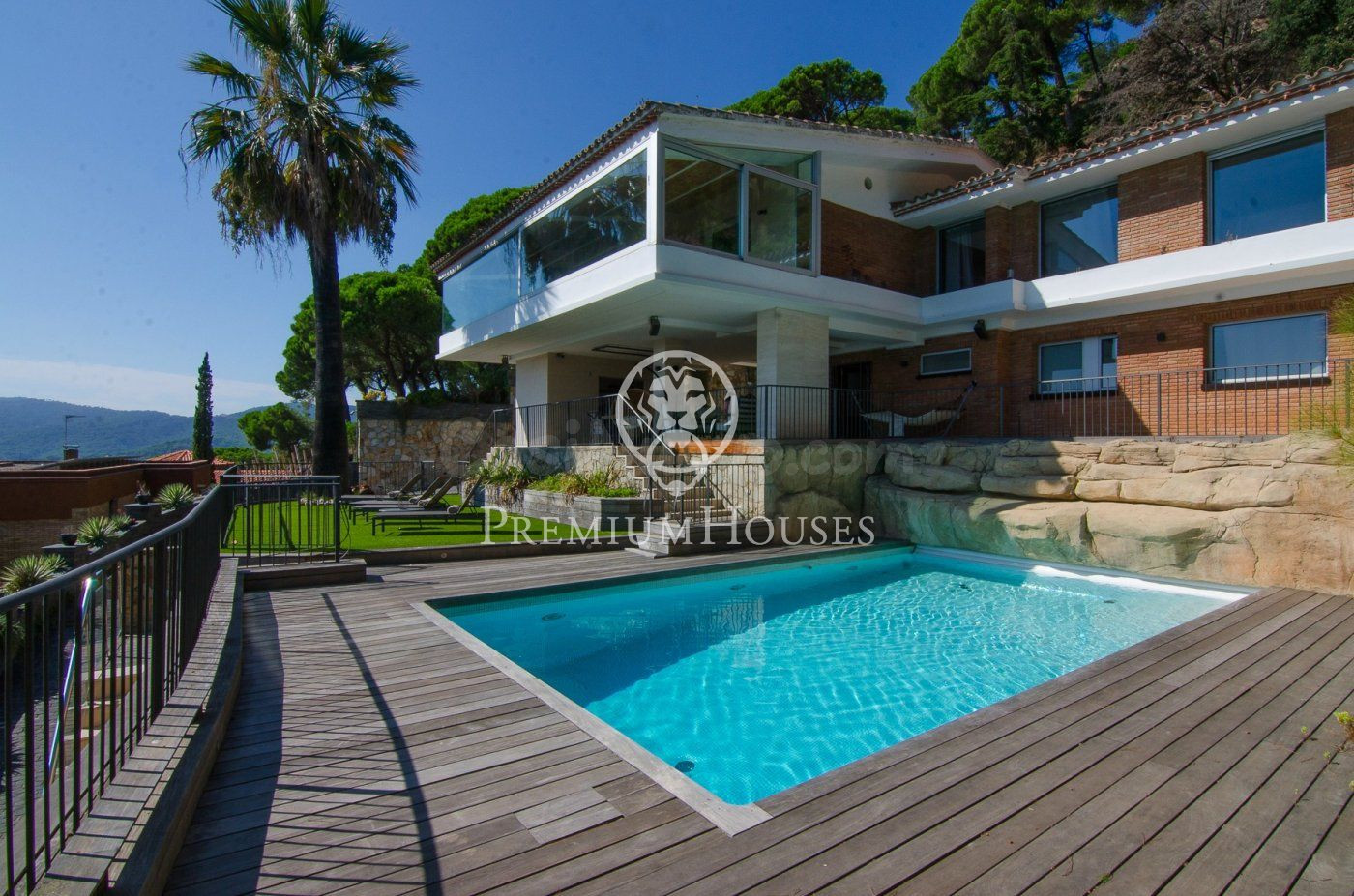 Moderna casa en venta en Cabrils. Alrededores de Barcelona.