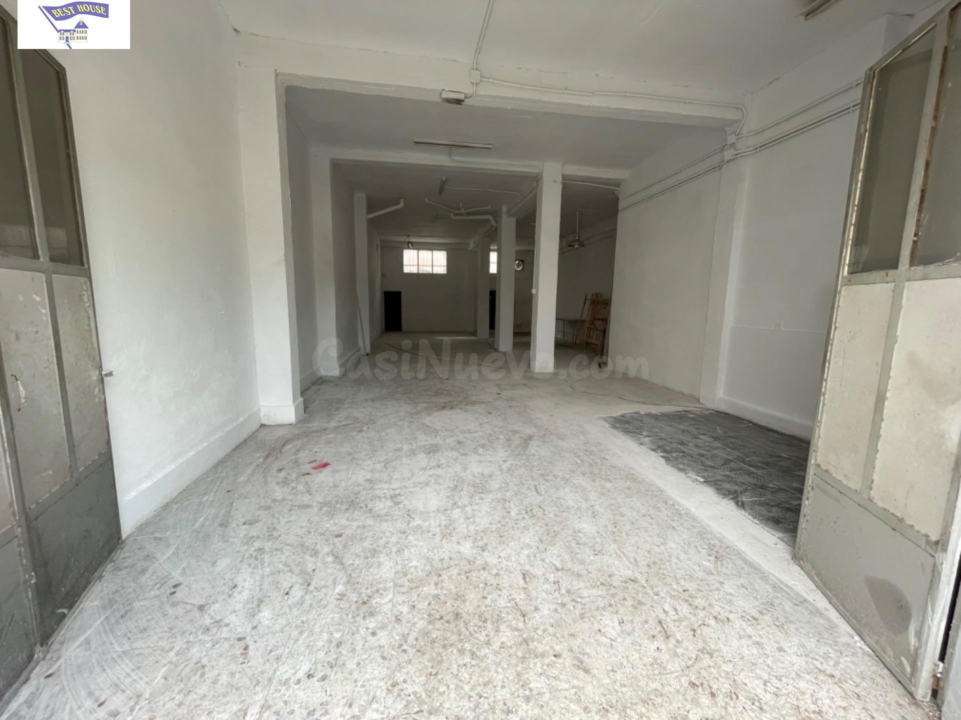 Local comercial 167m² en alquiler - Feria