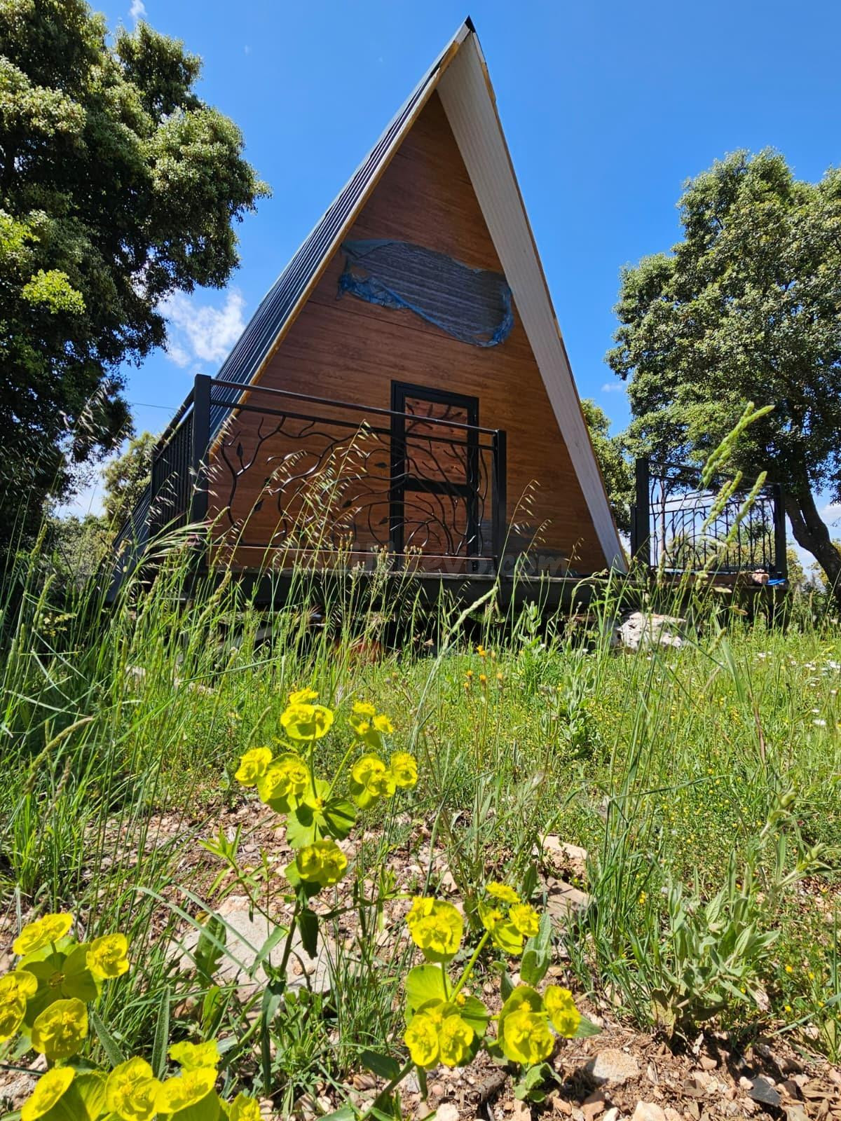TERRENO CON VIVIENDA