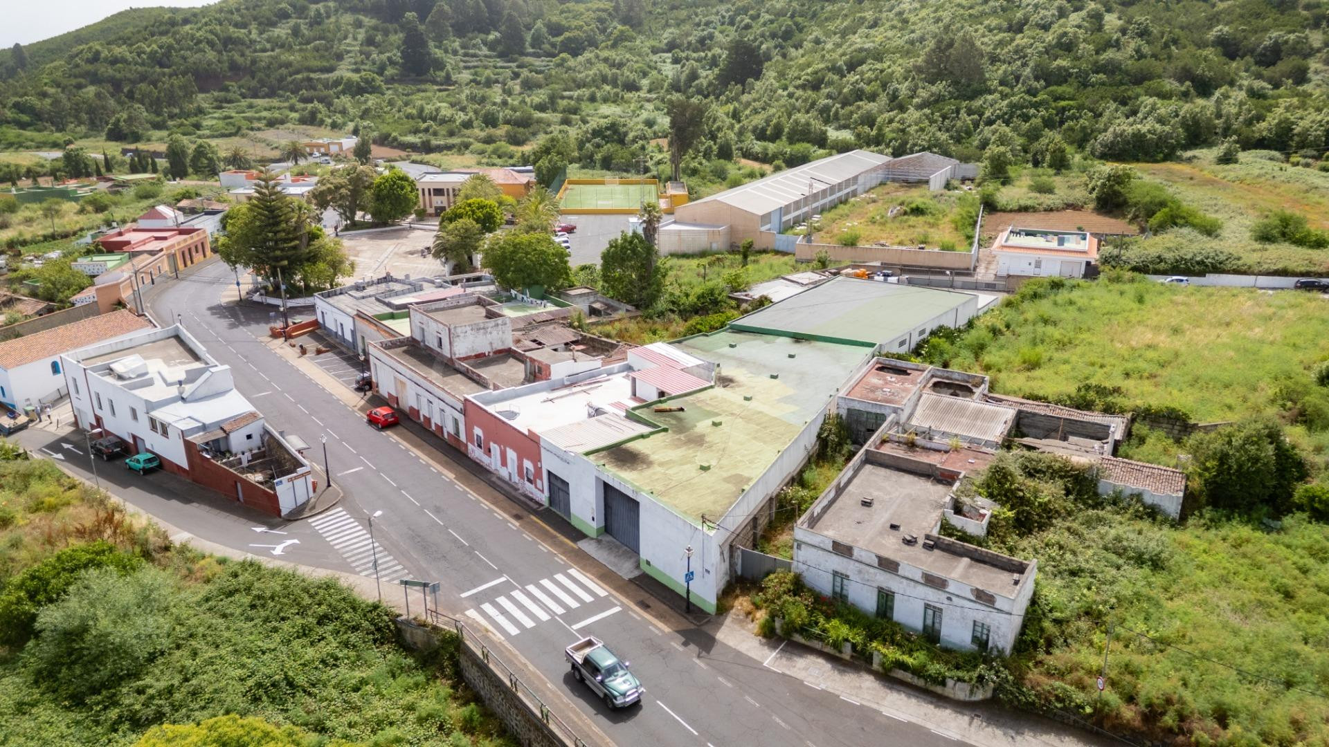 NAVE INDUSTRIAL DE 485 m2 APTA PARA LA RIC – UBICACIÓN ESTRA