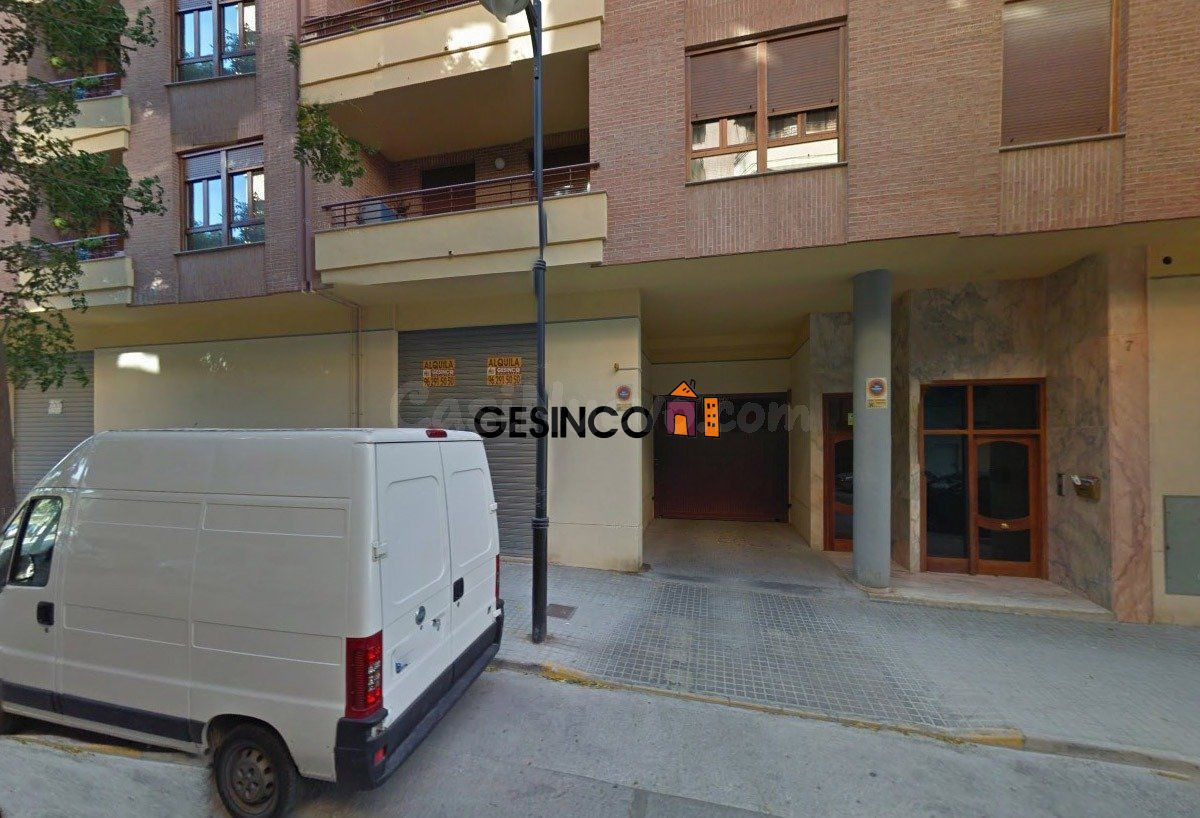 Local comercial 80m² en alquiler - Sant Josep