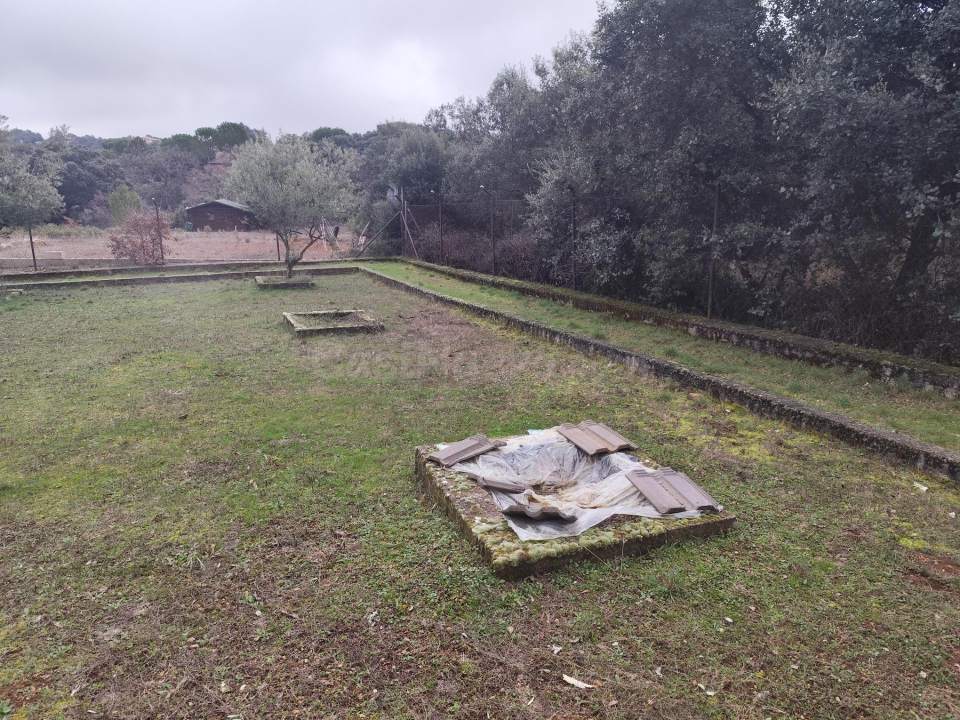 Parcela Urbana en Hontoba (El Mirador) - foto 4