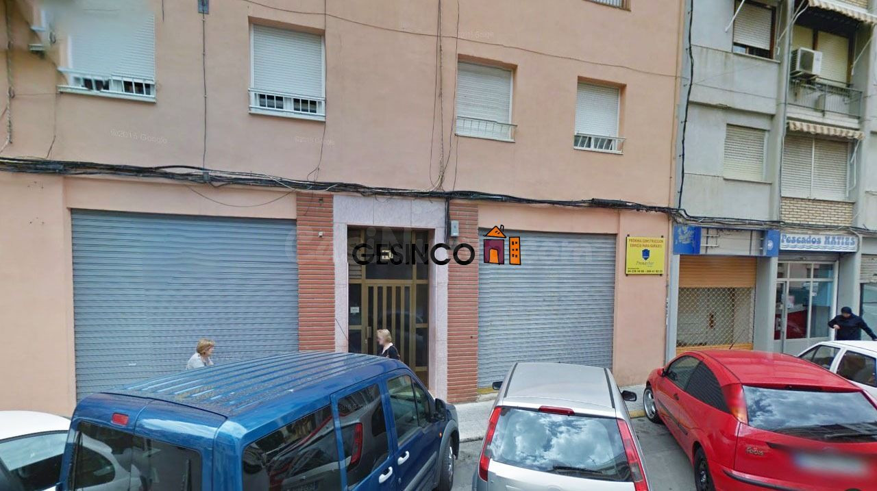 Local comercial 140m² en alquiler - Sant Josep