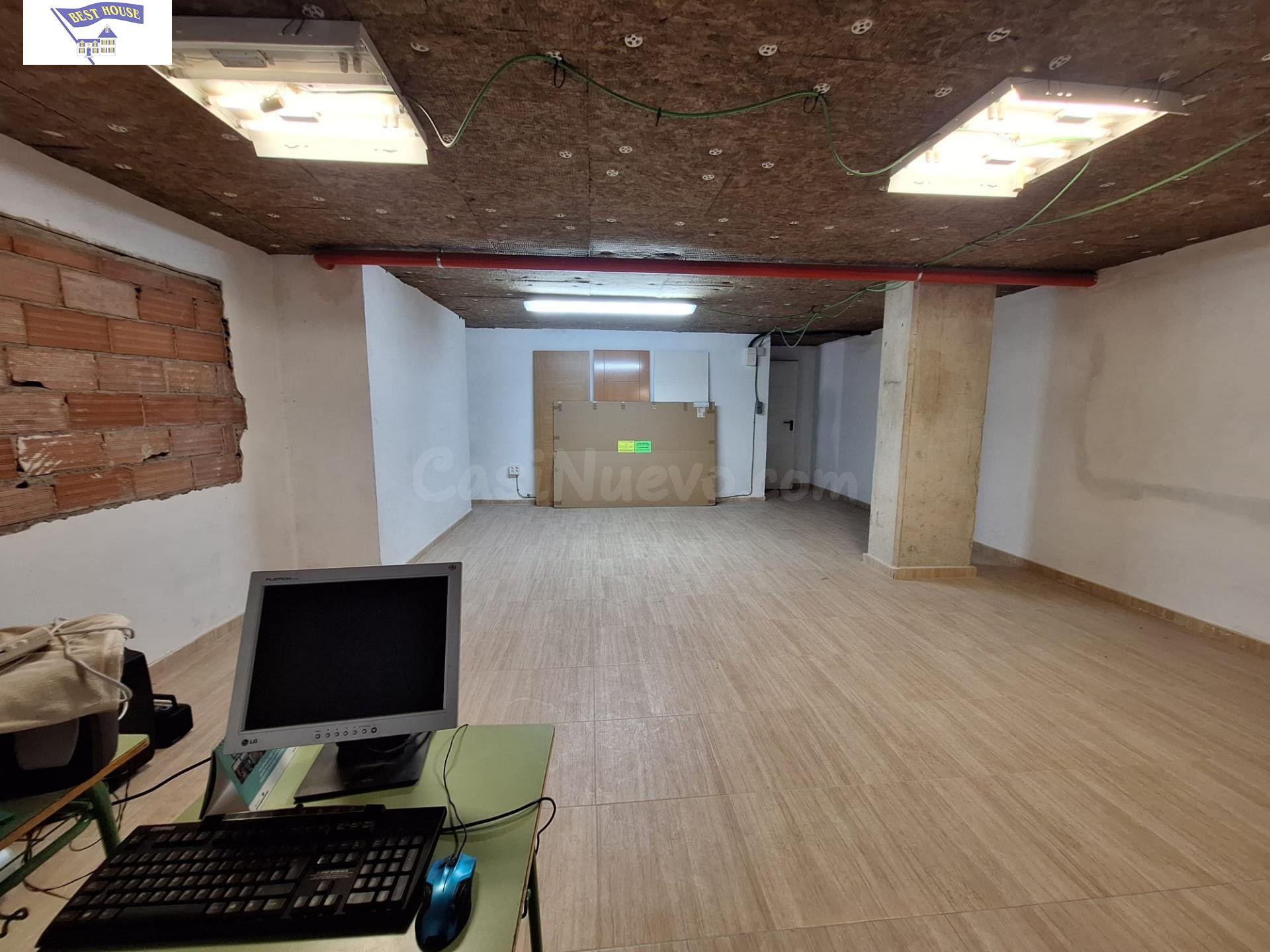 Local comercial 81m² en alquiler - Circunvalacion-Carrefour - foto 4