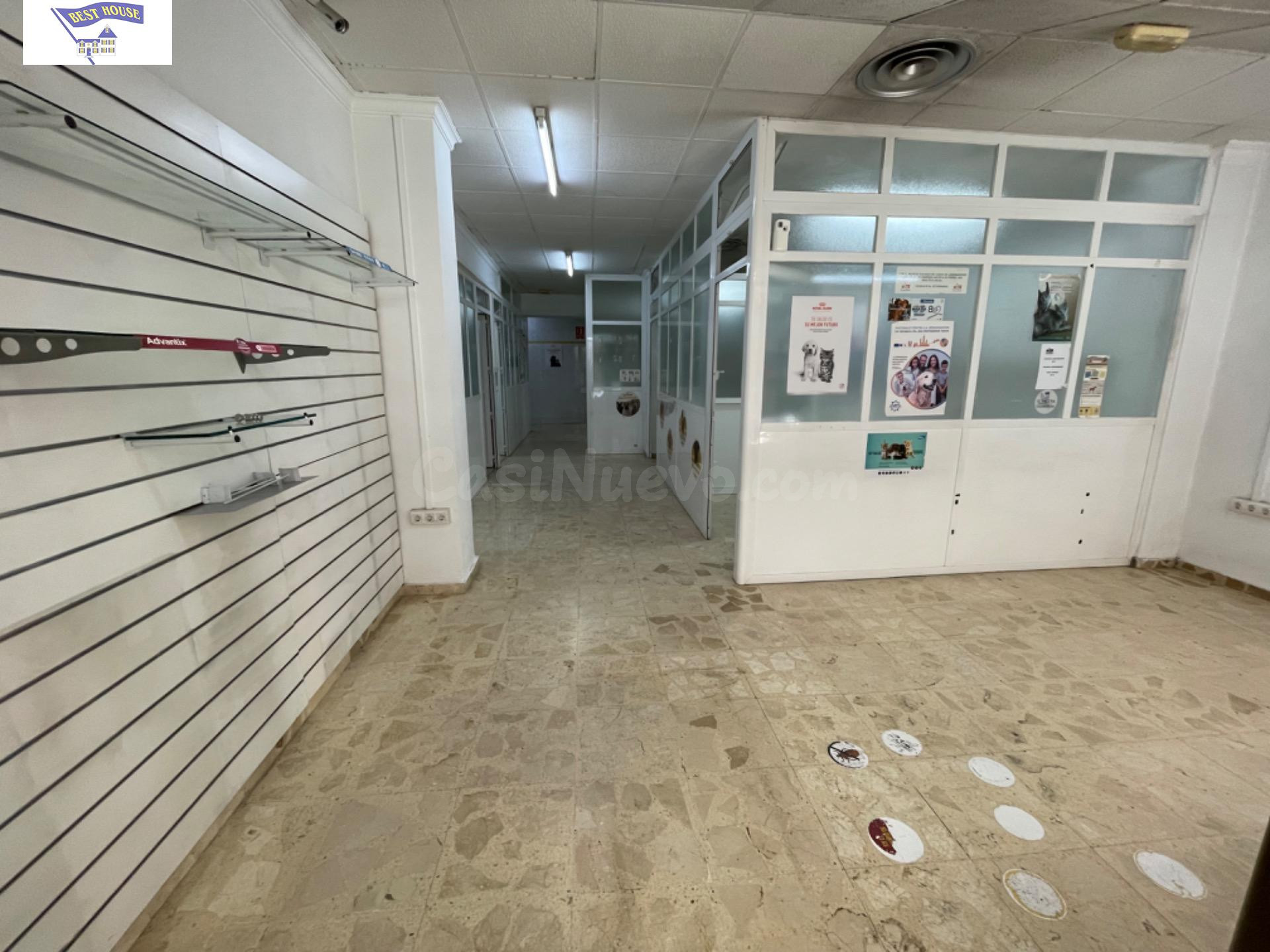 Local comercial 150m² en alquiler - Ensanche-Franciscanos