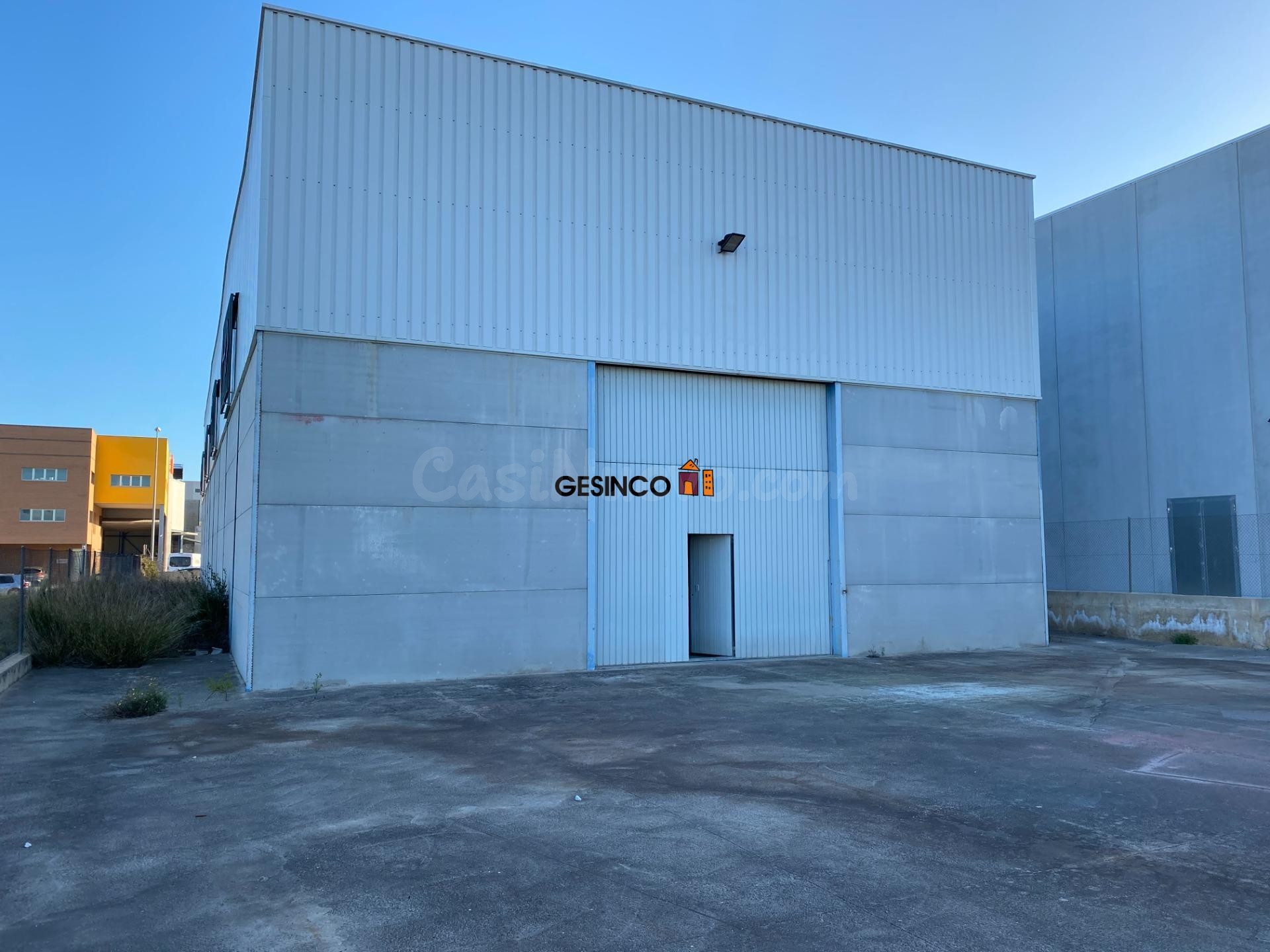 NAVE INDUSTRIAL INDEPENDIENTE EN ALQUILER POL. L´ALTET EN ON