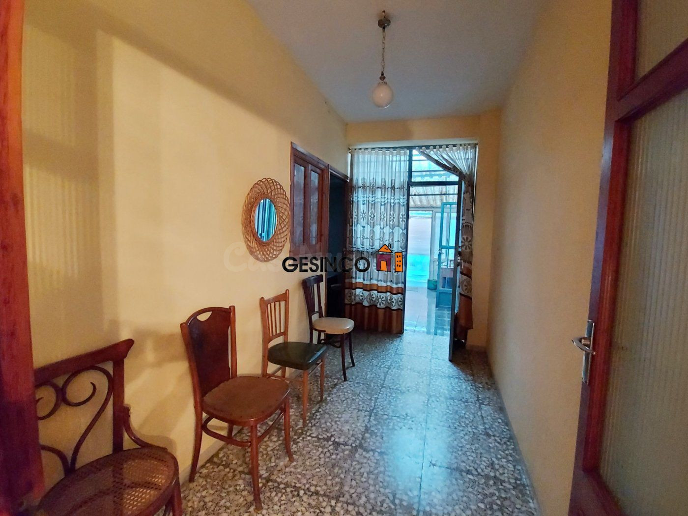 CASA DE PUEBLO CON MUCHAS POSIBILIDADES ¡¡NEGOCIABLE!! - foto 3