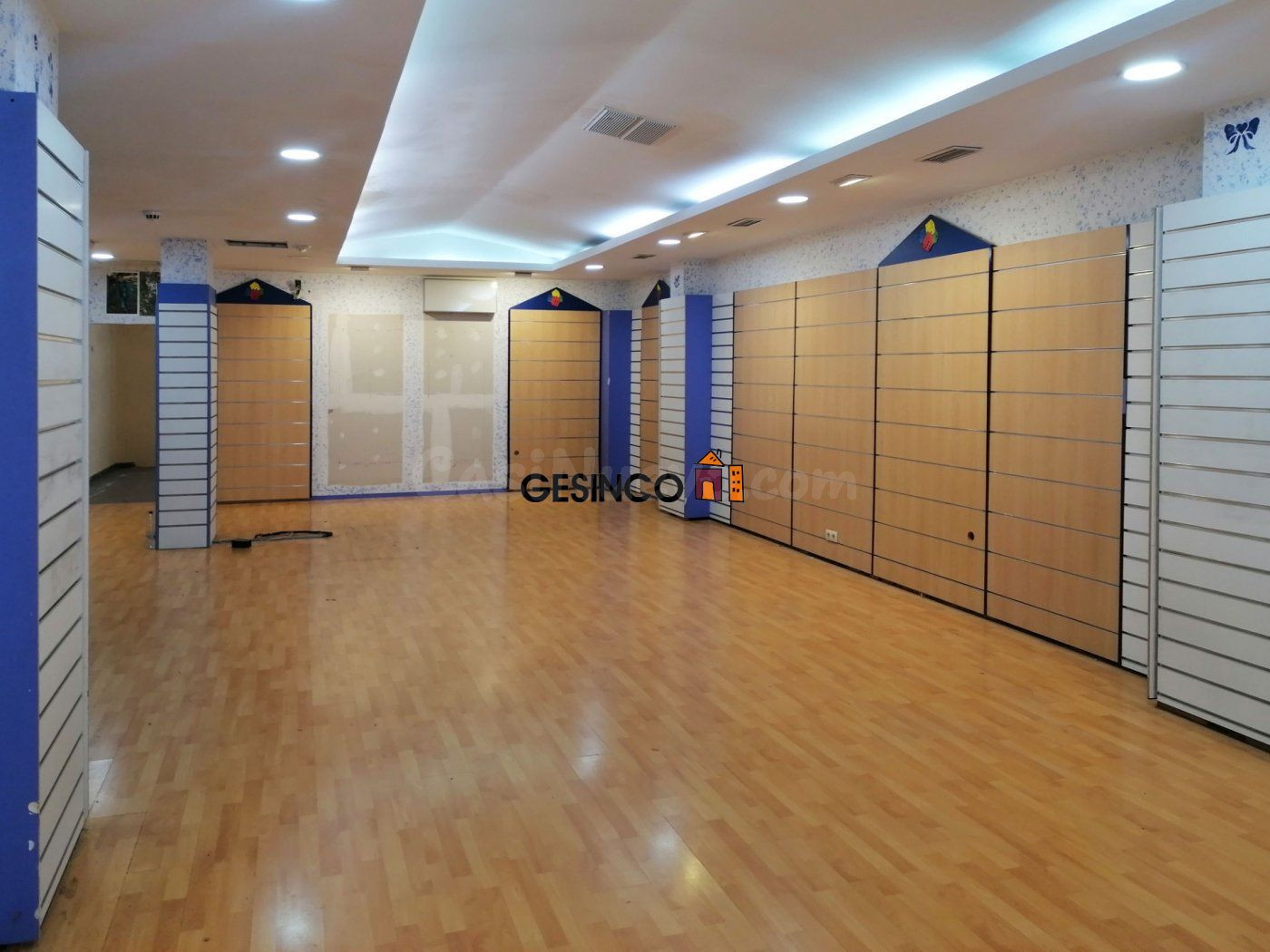 LOCAL COMERCIAL TOTALMENTE ACONDICIONADO - foto 5