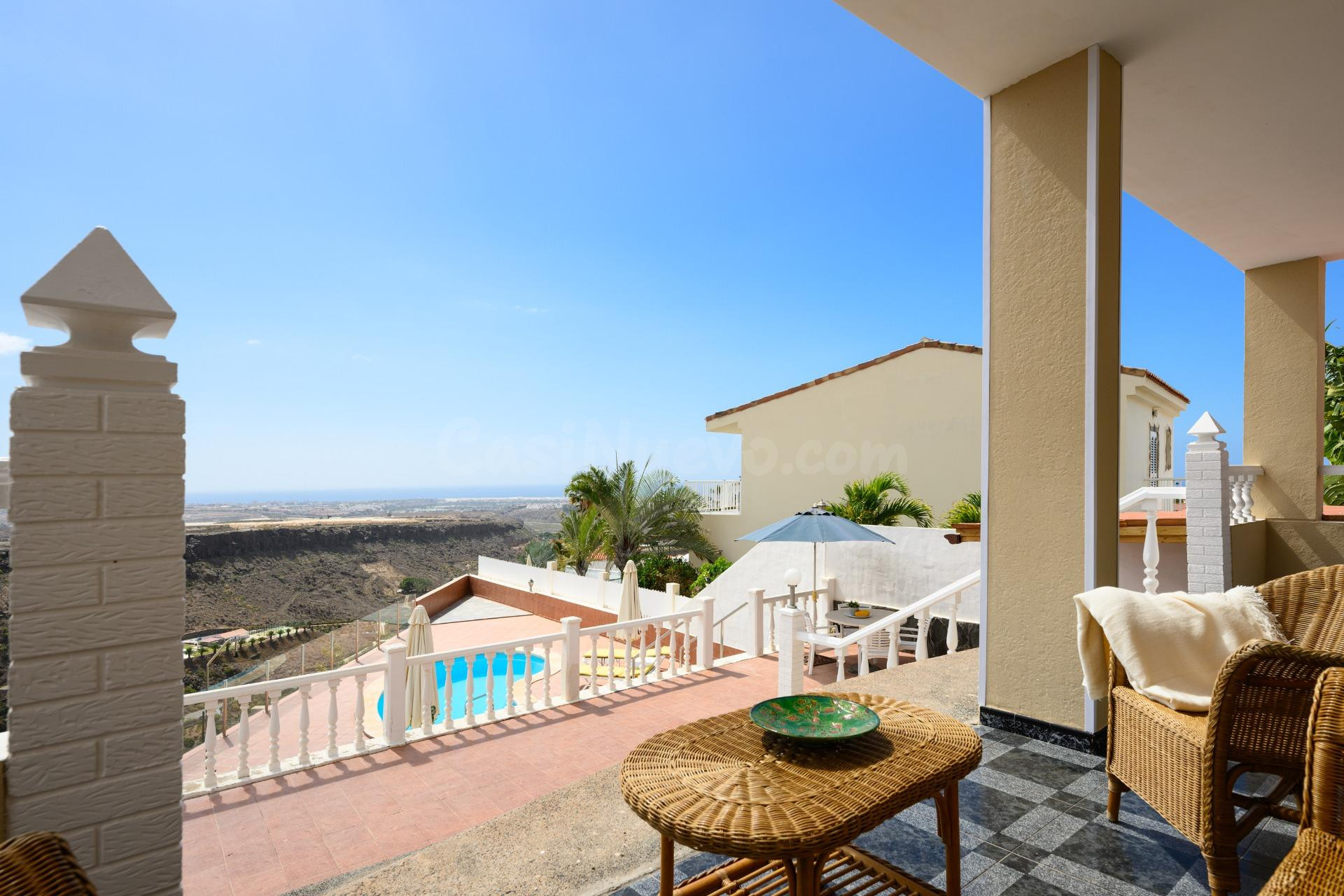 Chalet independiente con piscina y vistas al mar en Montaña  - foto 5