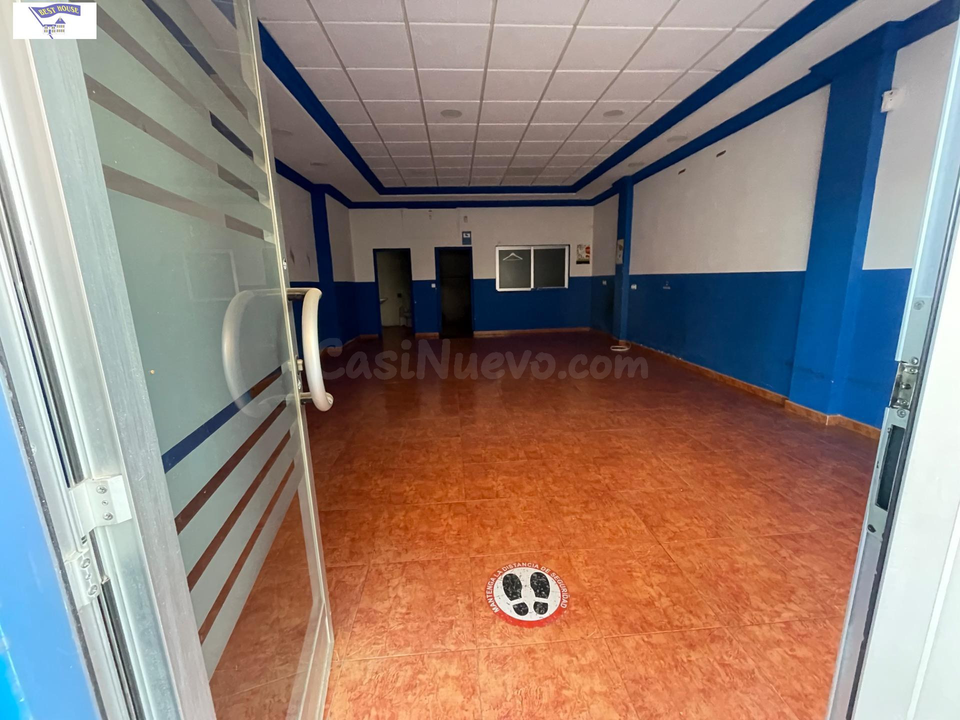 Local comercial 60m² en alquiler - Hospital