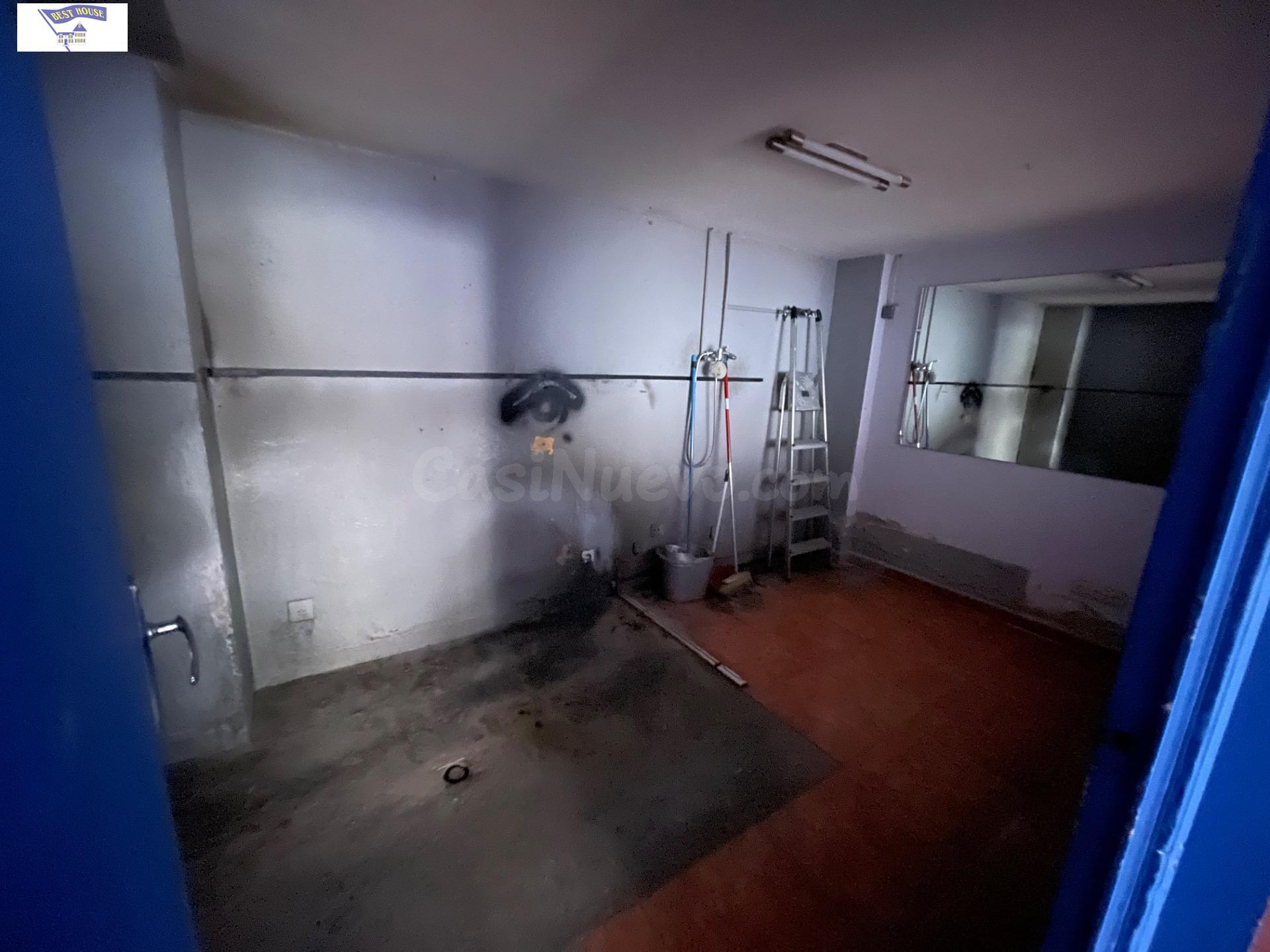 Local comercial 60m² en alquiler - Hospital - foto 3