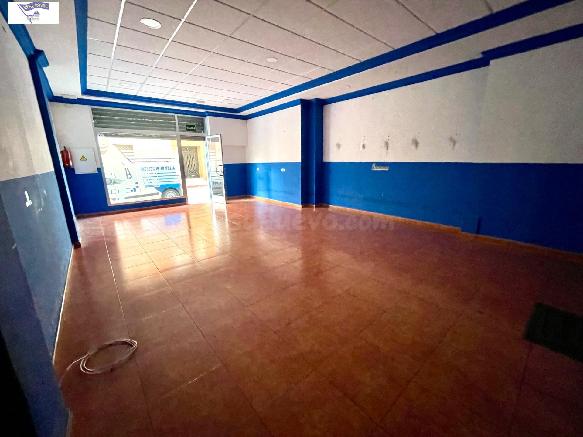 Local comercial 60m² en alquiler - Hospital - foto 4
