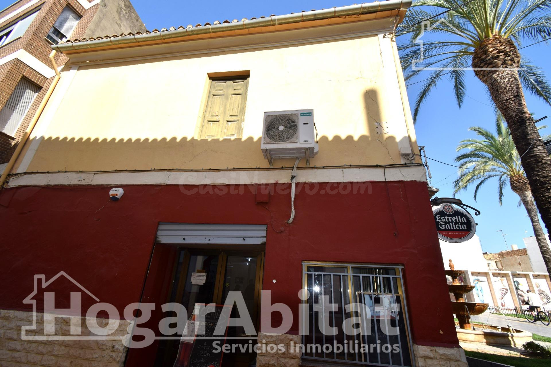 ¡EXCELENTE UBICACIÓN! CASA PARA REFORMAR CON TERRAZA Y BARBA - foto 3