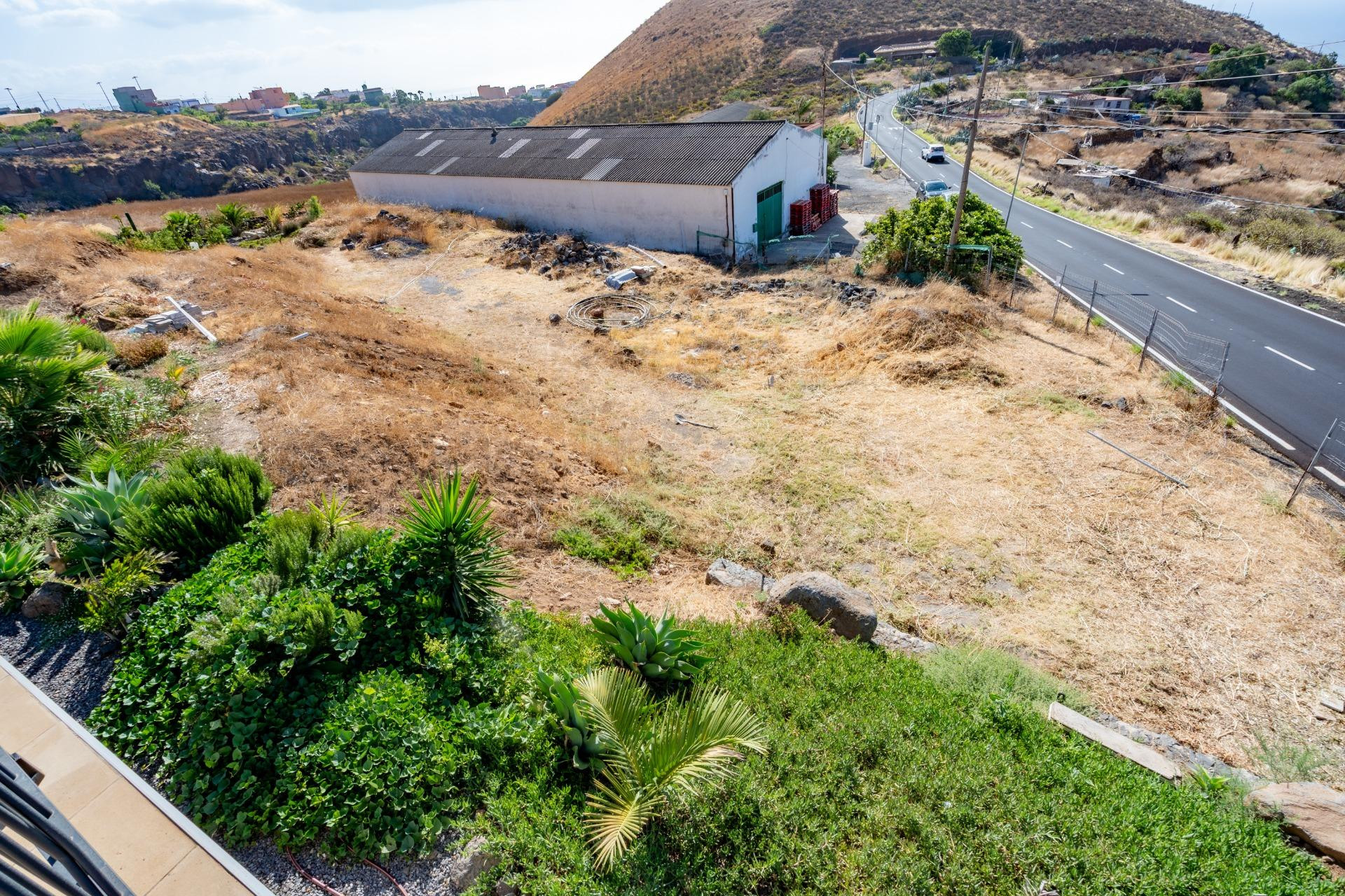 Parcela de 621 m2 Ctra.Llano Blanco-Machado, con proyecto de - foto 4