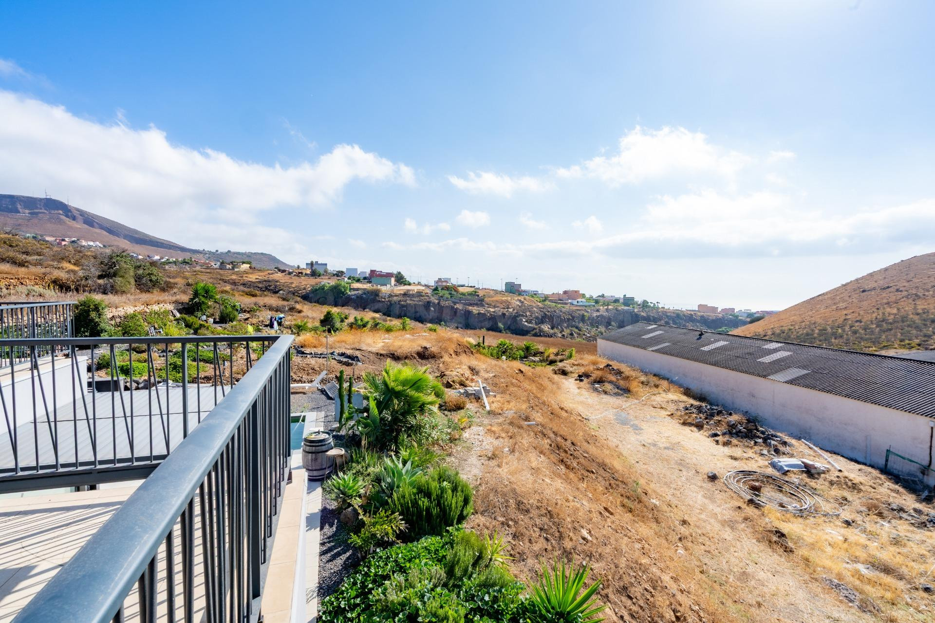 Parcela de 621 m2 Ctra.Llano Blanco-Machado, con proyecto de - foto 5