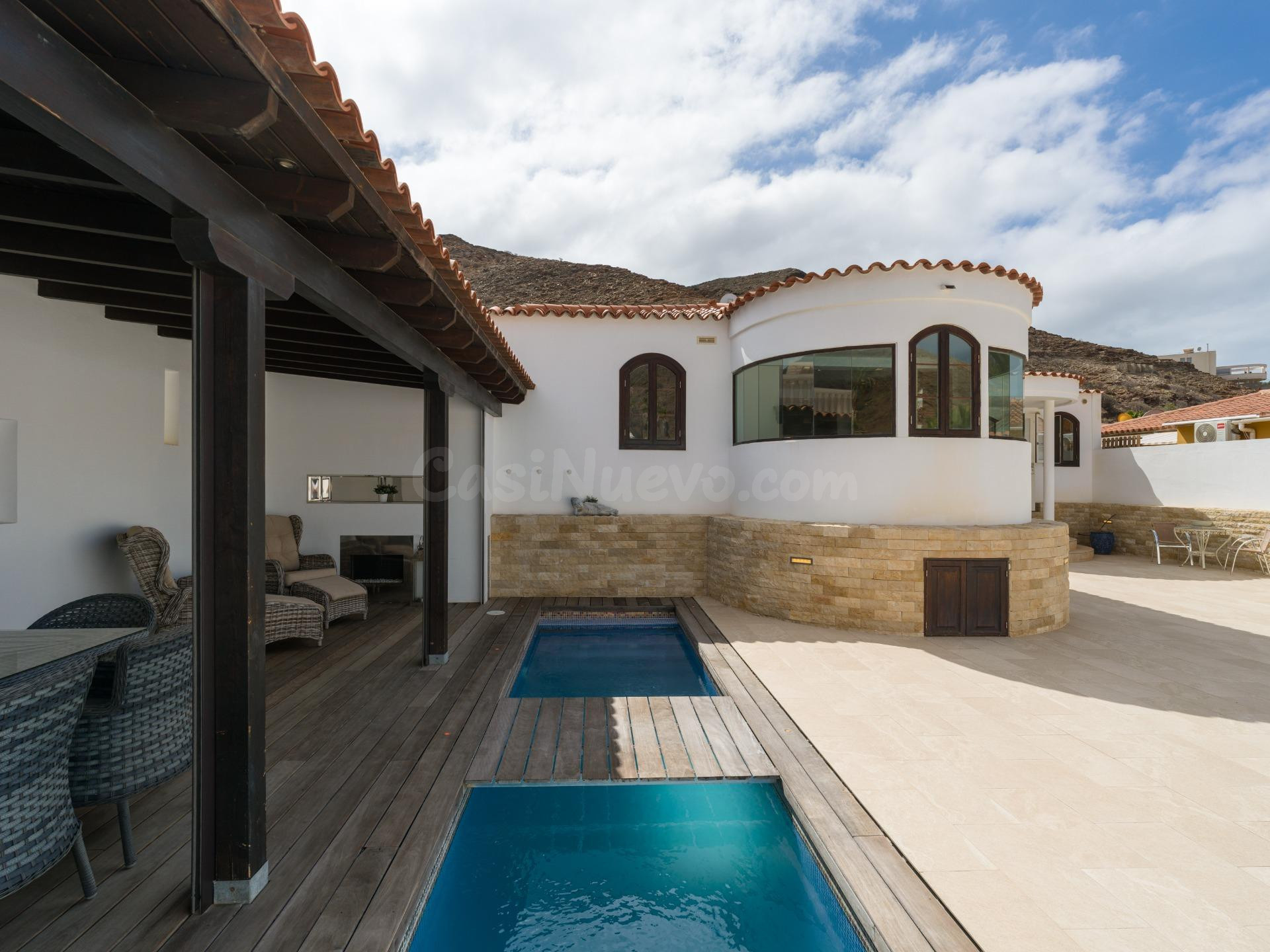 EXCLUSIVO CHALET INDEPENDIENTE CON PISCINA CLIMATIZADA EN TA - foto 3
