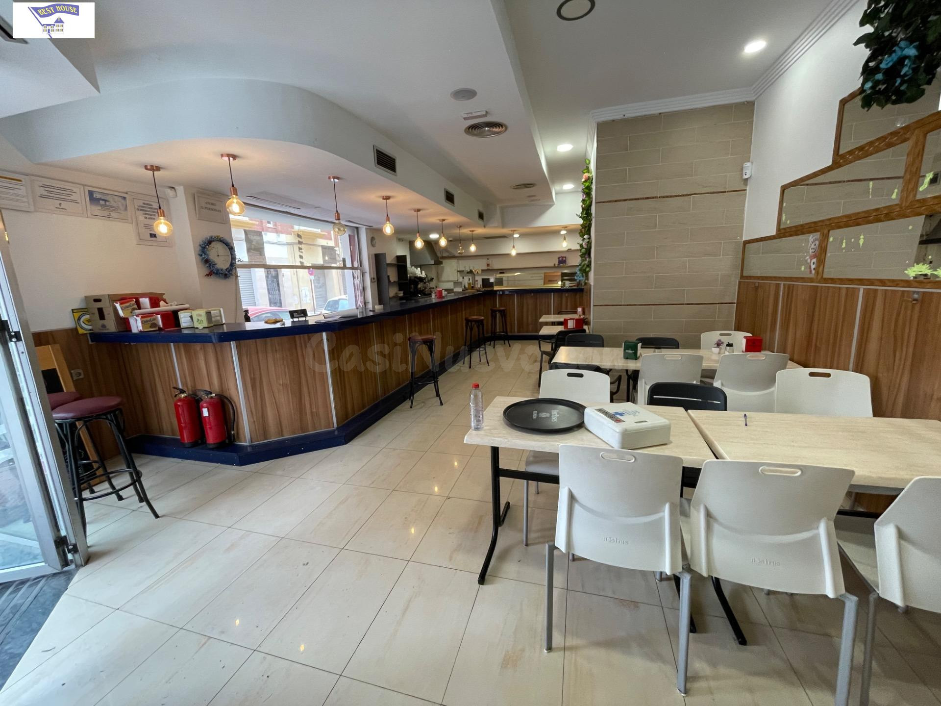 Local comercial 90m² en venta - Feria - foto 2