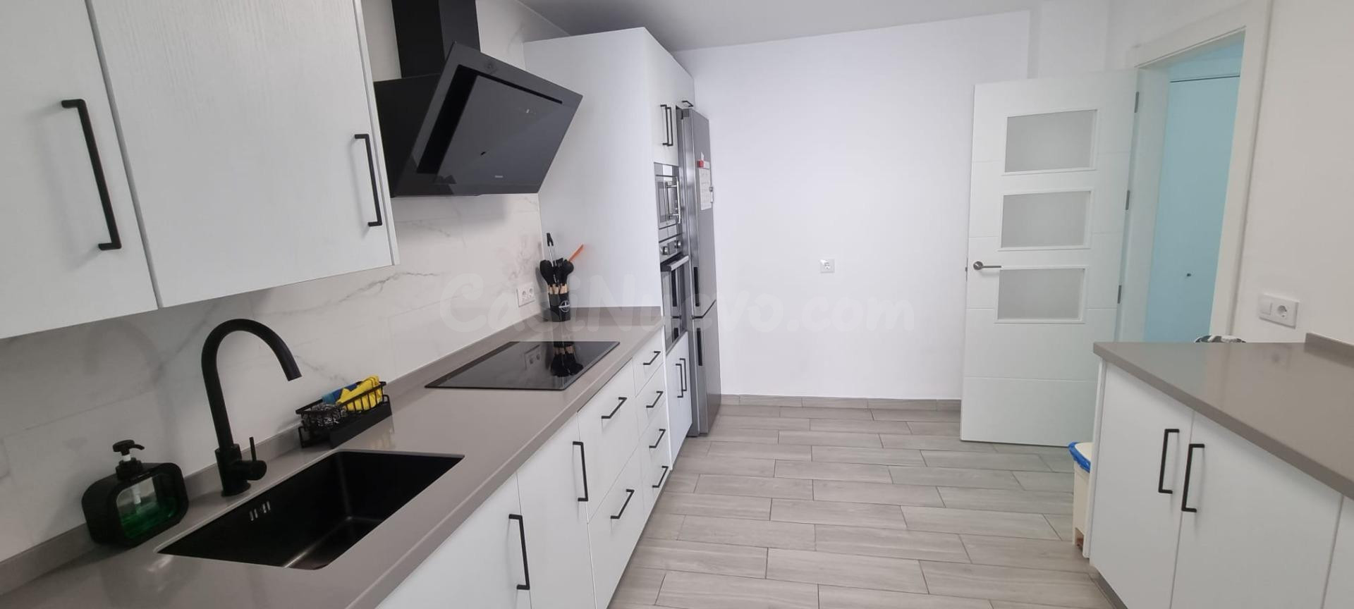 Recinto Ferial - Piso de 3 Dormitorios, Terraza, Balcón, Cén - foto 4