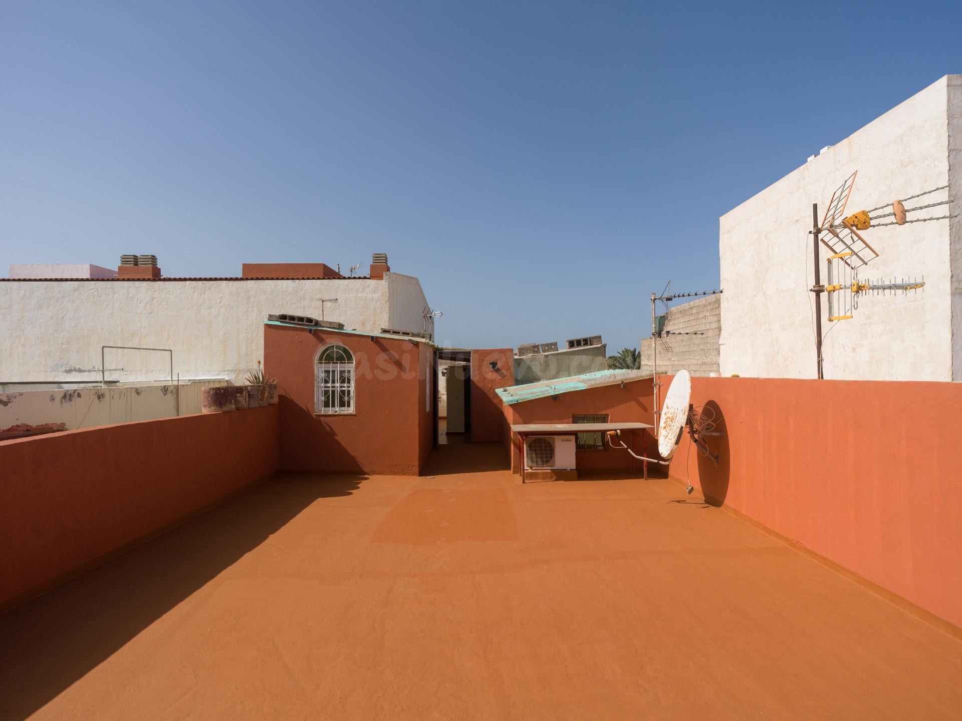 Edificio en venta con gran potencial en zona El Doctoral - foto 4