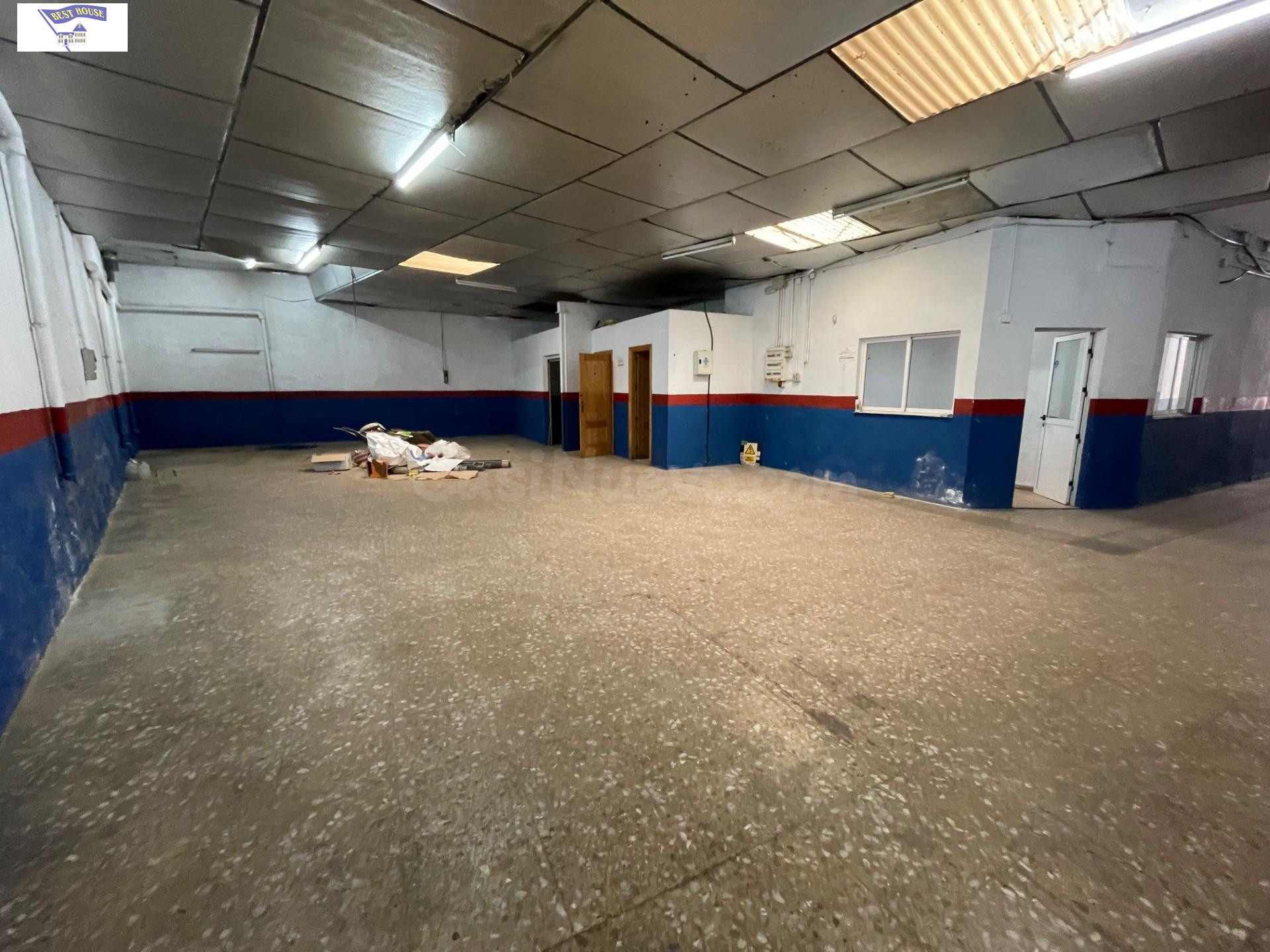 Local comercial 265m² en alquiler - Feria - foto 2