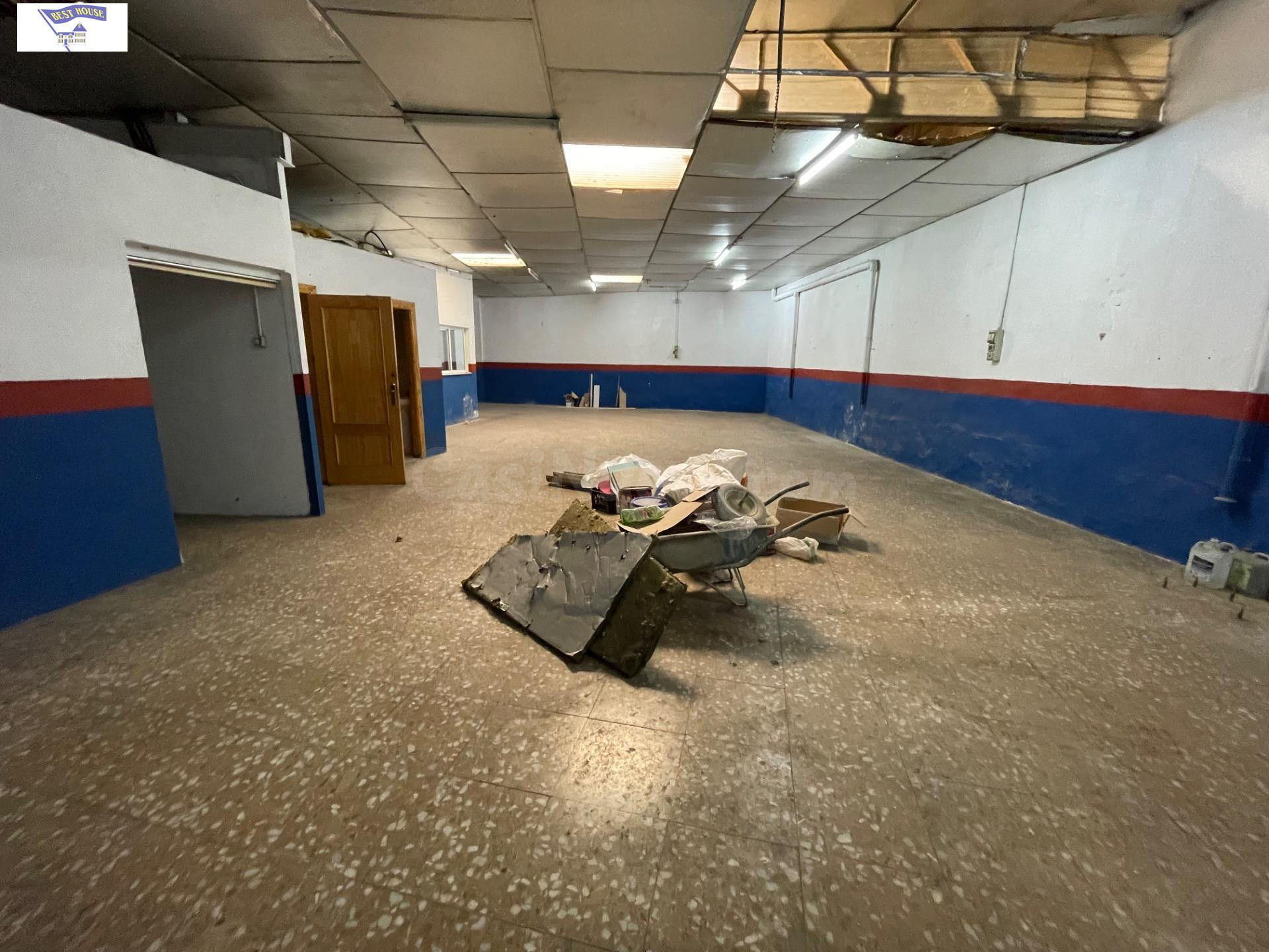 Local comercial 265m² en alquiler - Feria - foto 3