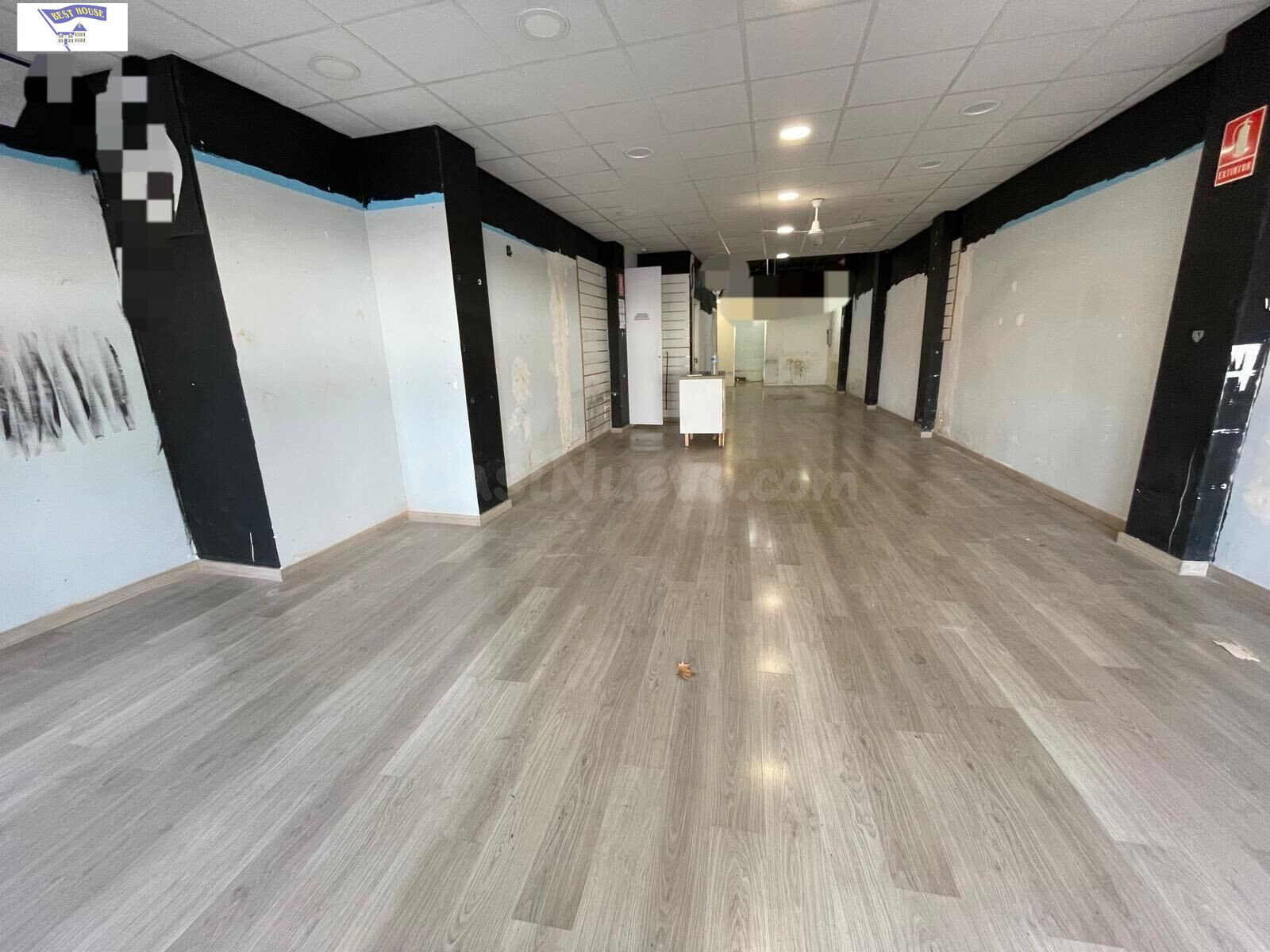 Local comercial 118m² en alquiler - Feria
