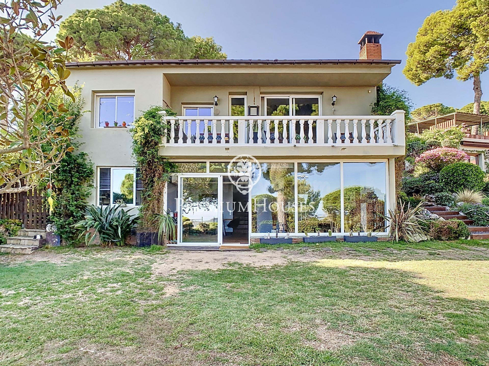 Espectacular casa en venta en Sant Cebrià de Vallalta - foto 4