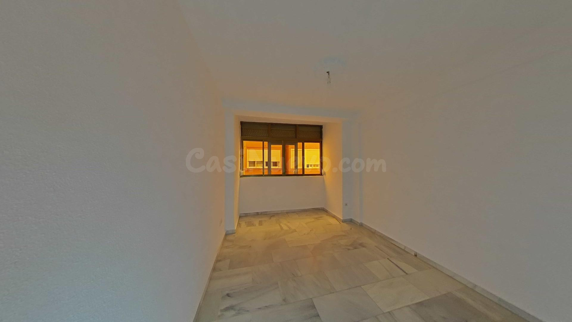 Vivienda alquilada con seguro de impago en el Pacífico V11 - foto 2