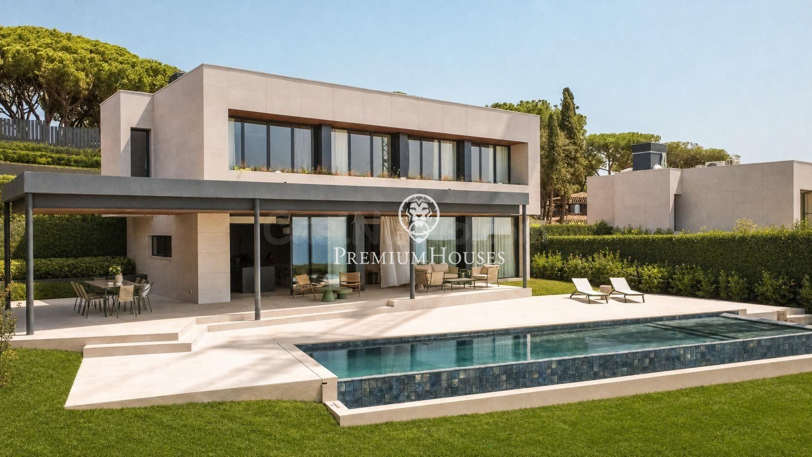 Exclusivas casas de obra nueva con vistas frontales al mar - foto 2