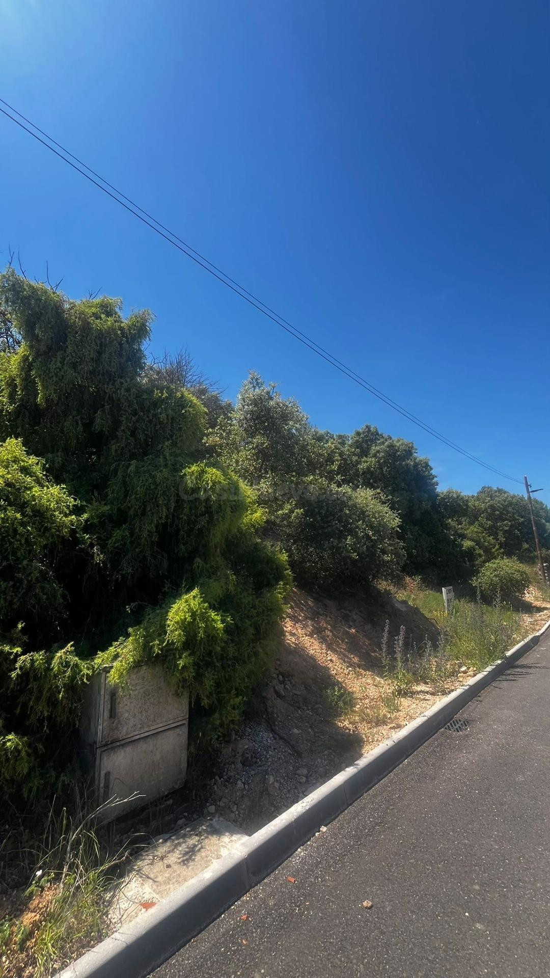 Parcela urbana de 1.300 m2 en Los Manantiales, Hontoba - foto 5