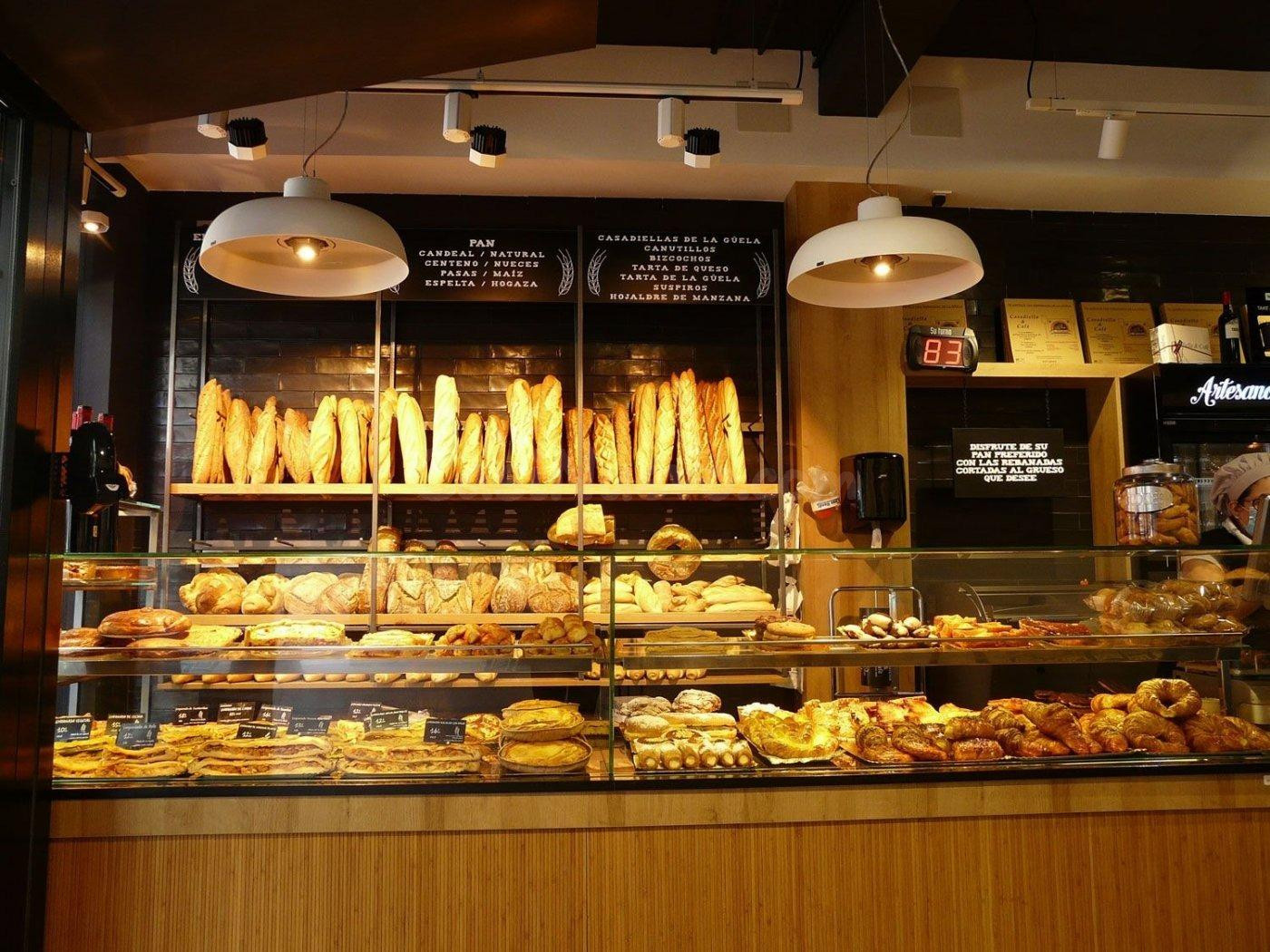 OPORTUNIDAD!! CAFETERIA PREMIUM EN LA MILLA DE ORO