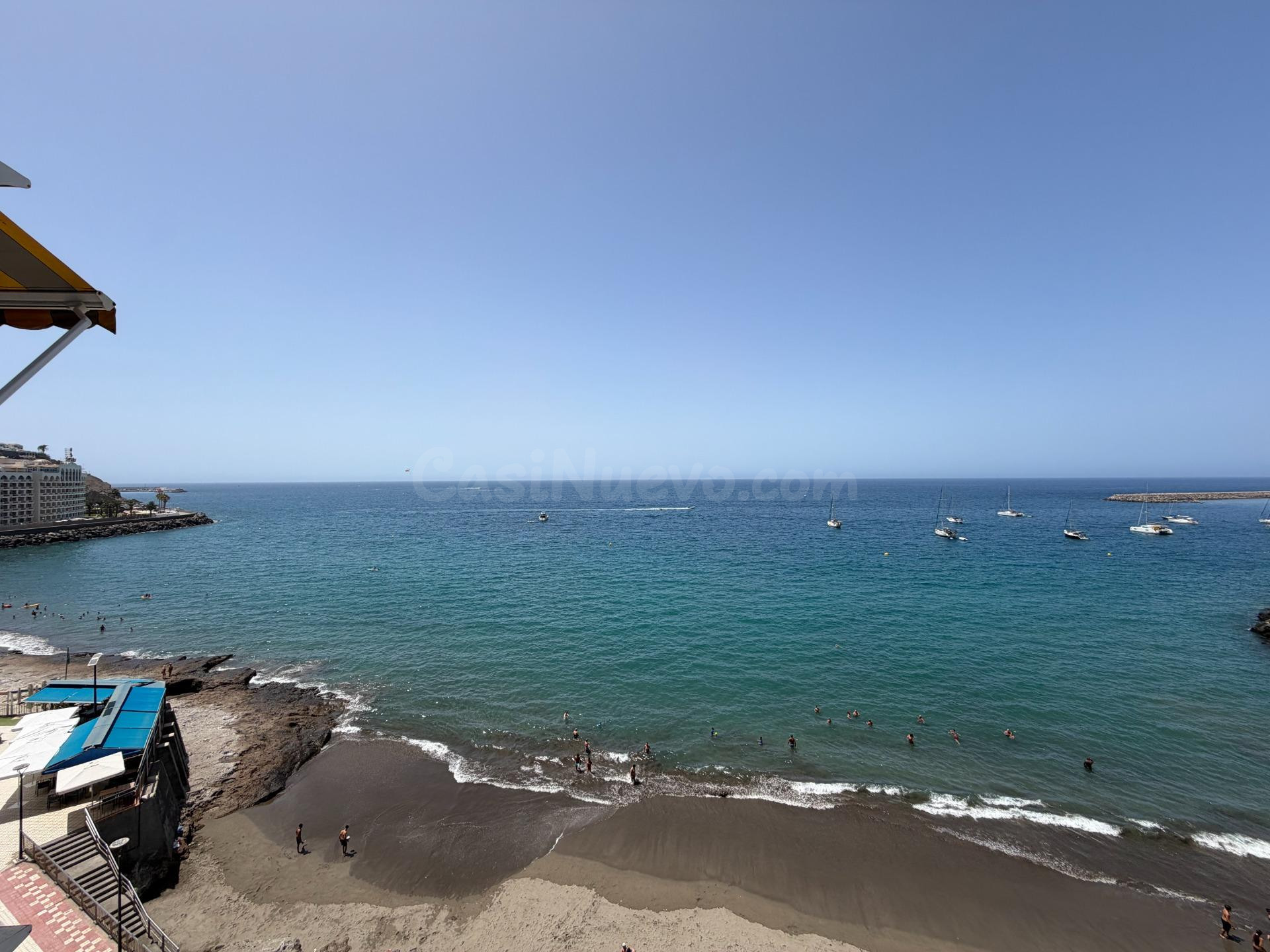 Estudio reformado con vistas al mar y acceso directo a la pl - foto 4