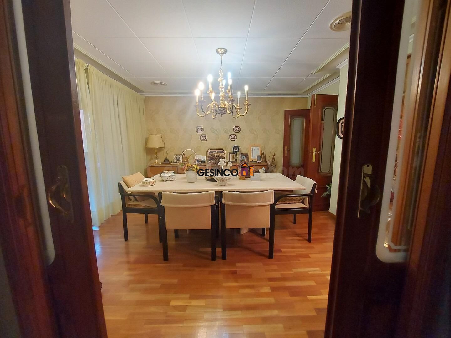 PISO PARA REFORMAR EN QUINTA PLANTA CON ASCENSOR - foto 4