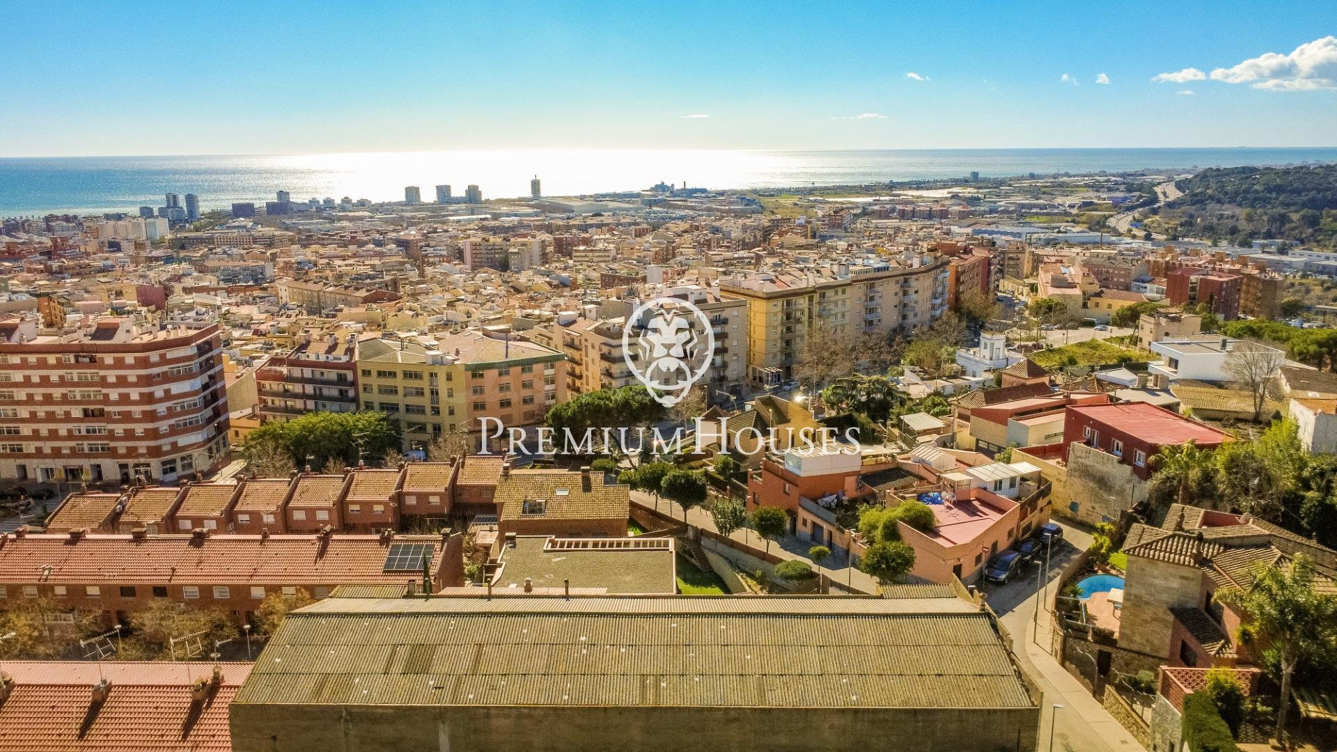 Venta de terreno urbano con nave industrial de 1.099m2 - foto 2