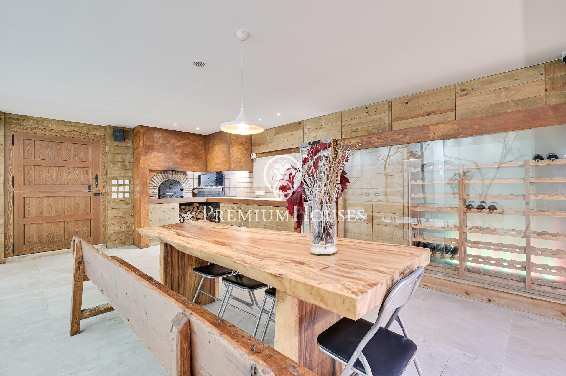 Casa a la venta en Caldes d'Estrac con espectaculares vistas