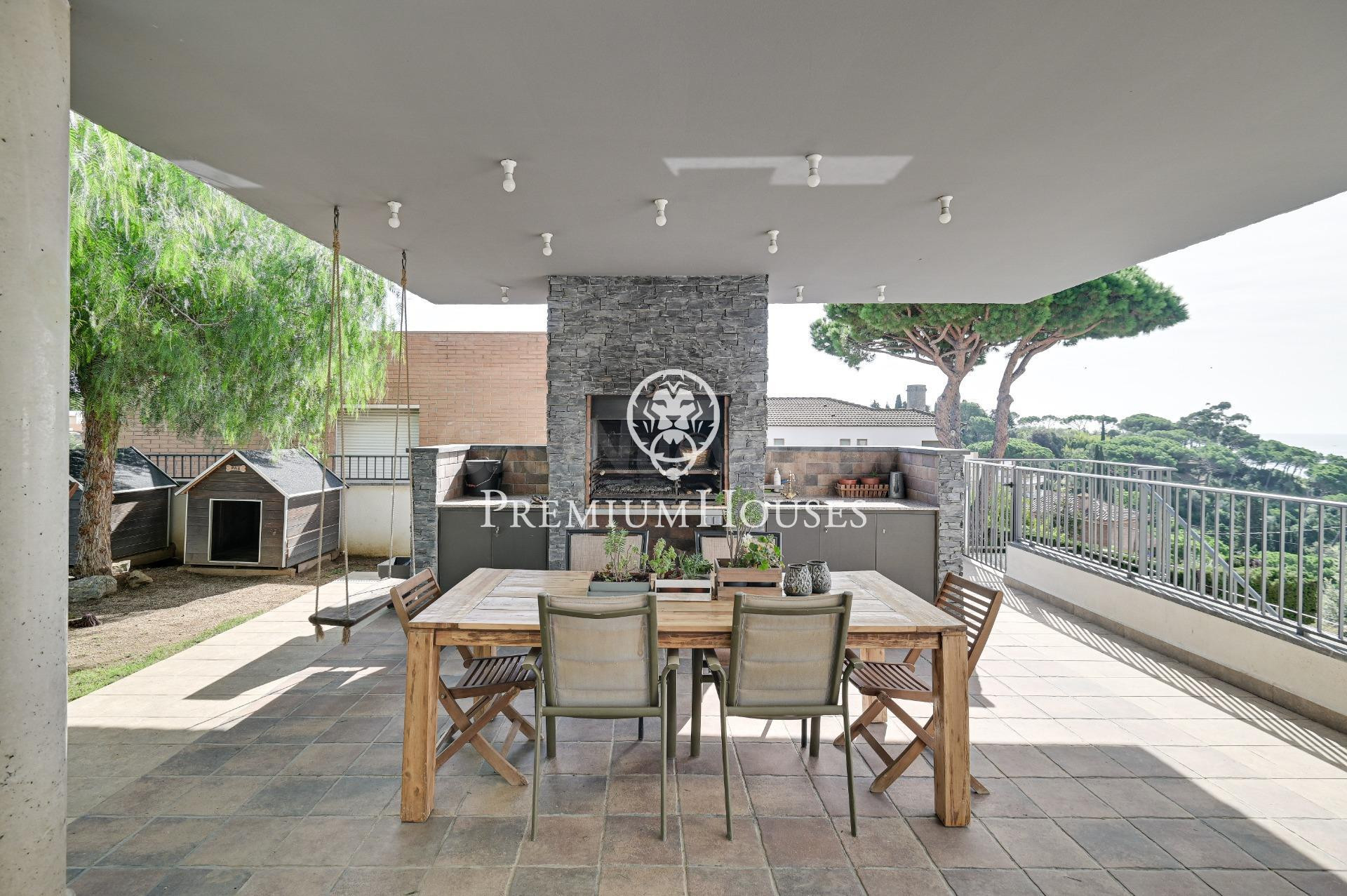 Casa a la venta en Caldes d'Estrac con espectaculares vistas - foto 2