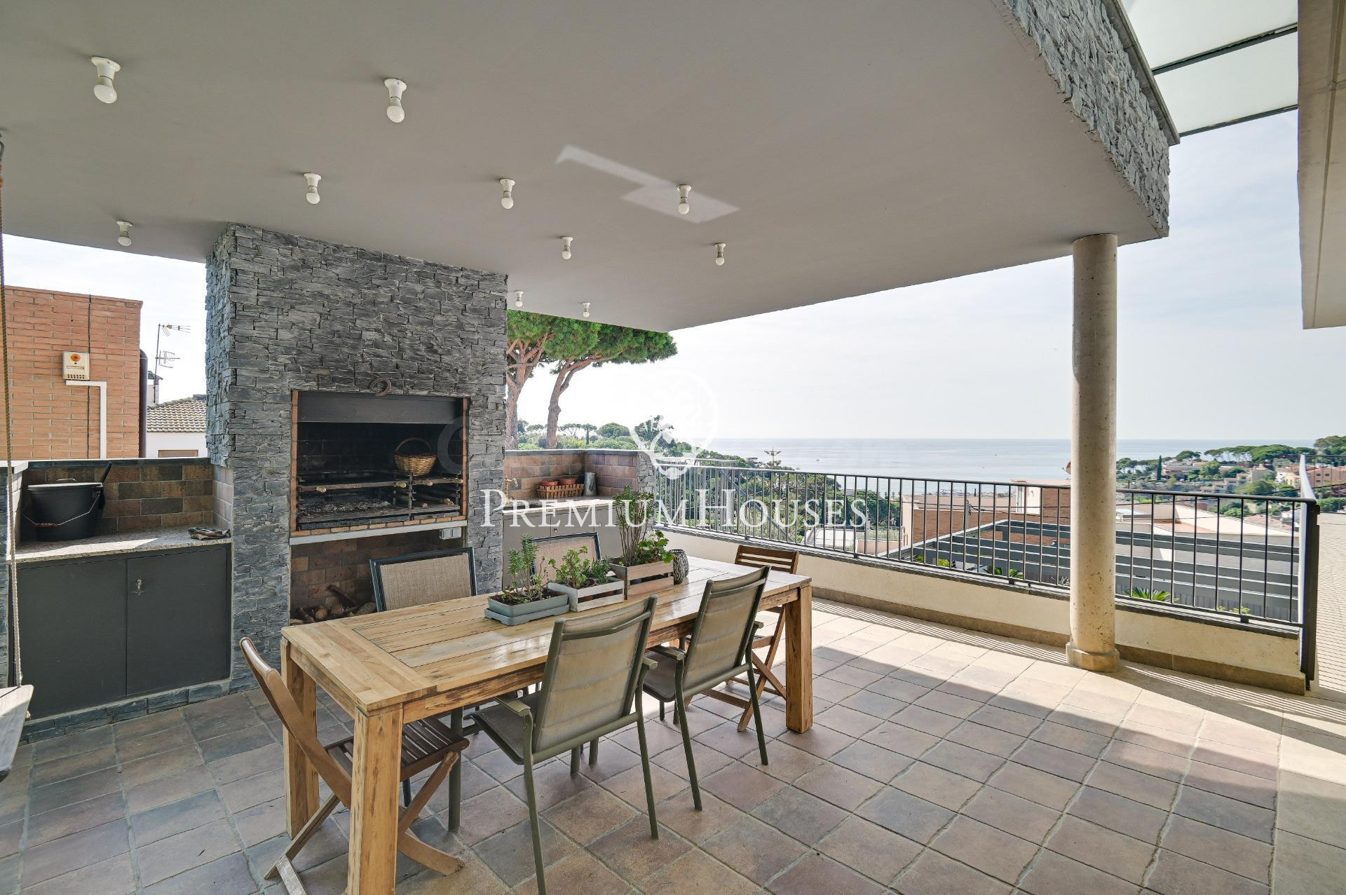 Casa a la venta en Caldes d'Estrac con espectaculares vistas - foto 3