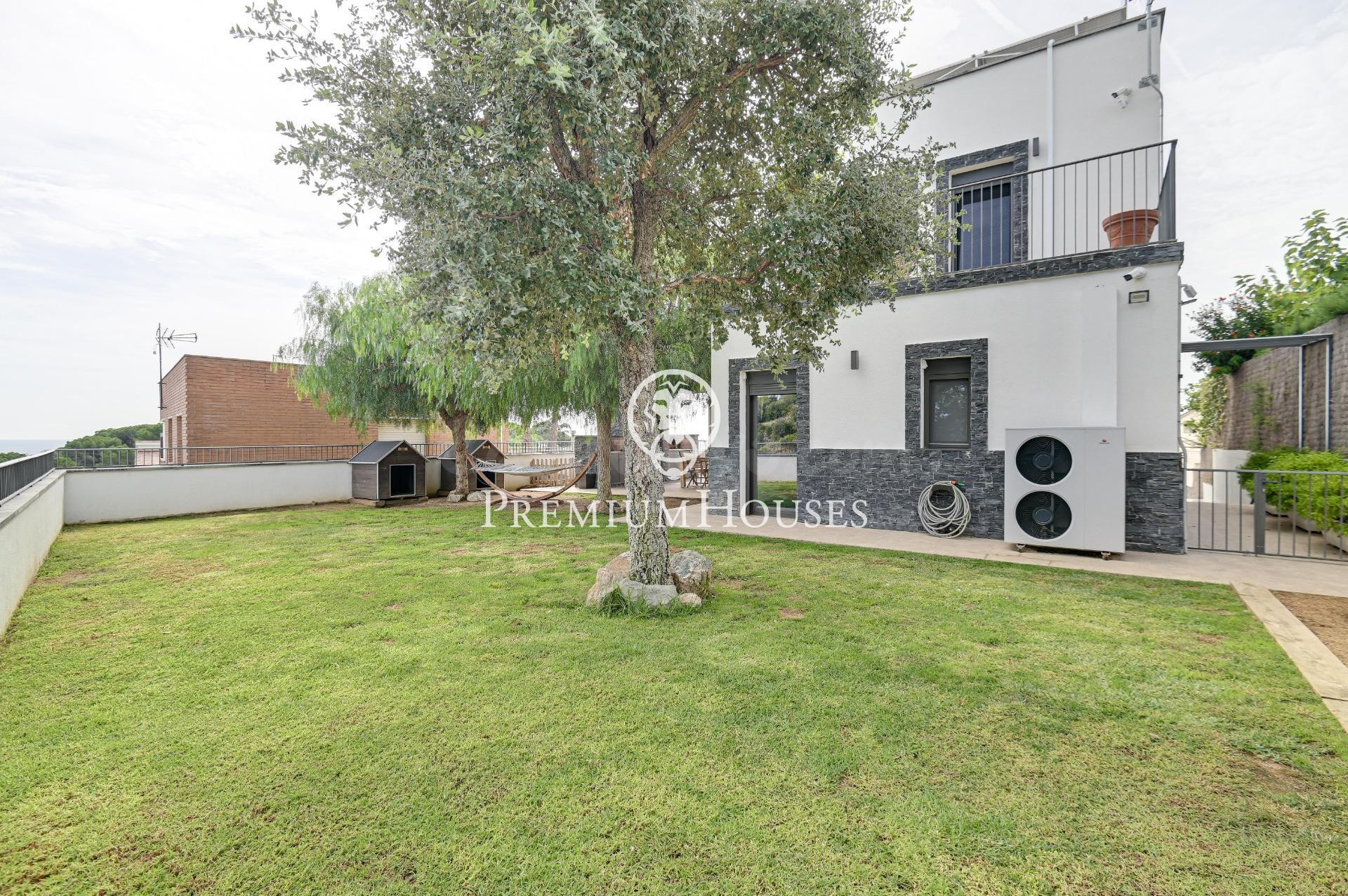 Casa a la venta en Caldes d'Estrac con espectaculares vistas - foto 4