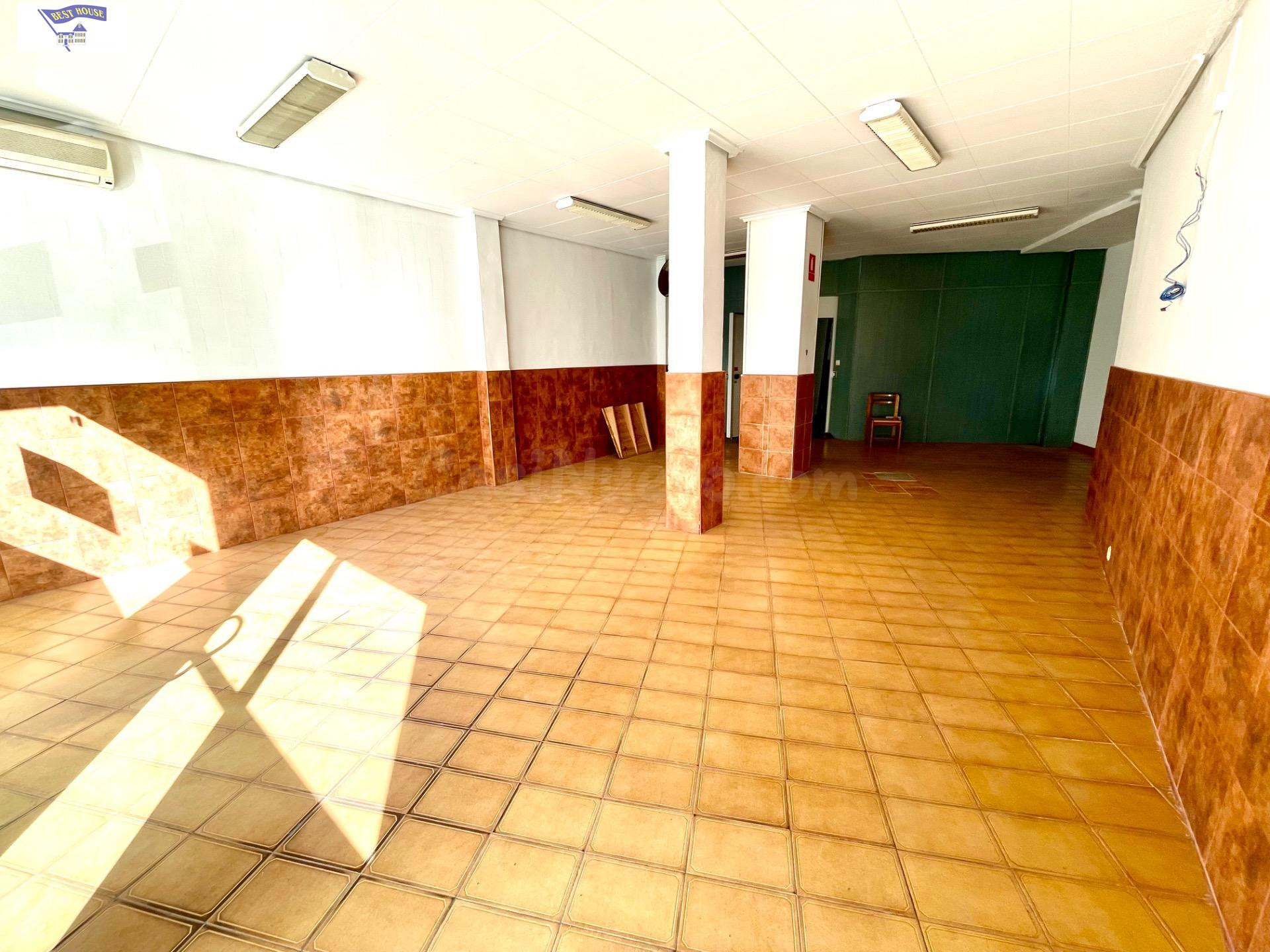 LOCAL EN VENTA EN LA ZONA DE FÁTIMA