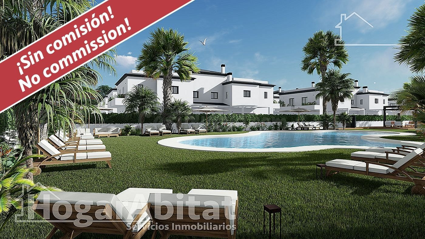 PRECIOSO ADOSADO EN URBANIZACIÓN CON PISCINA, GARAJE Y TERRA - foto 3