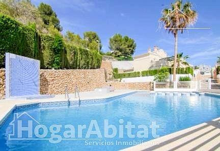PRECIOSO ADOSADO SEMINUEVO EN RESIDENCIAL CON GARAJE, PISCIN