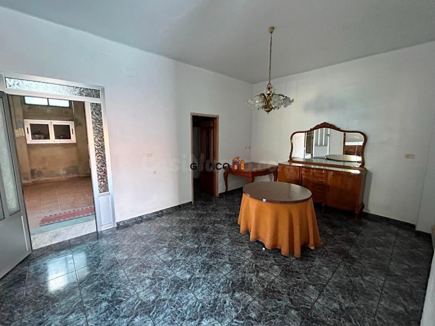 CASA DE PUEBLO CON BUHARDILLA, TERRAZA Y GARAJE