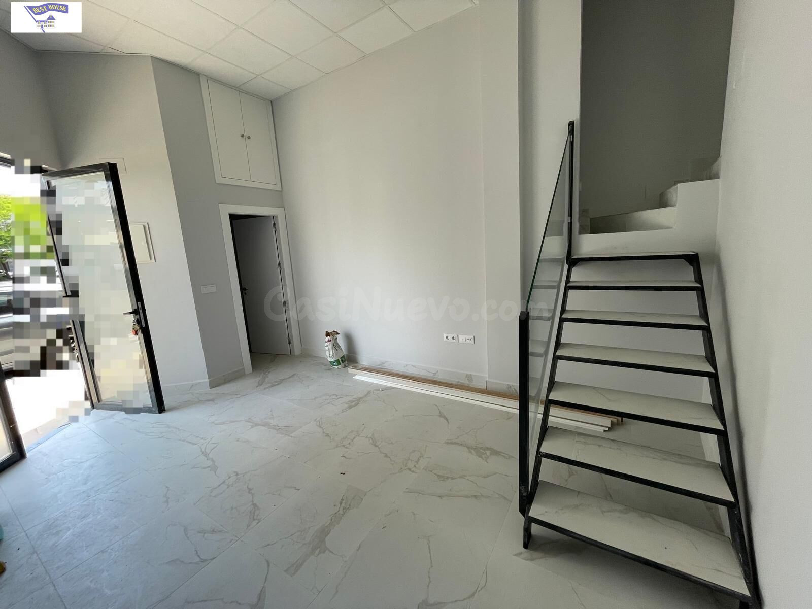 Local Comercial Dúplex Adaptable a Vivienda en Zona Carretas - foto 2