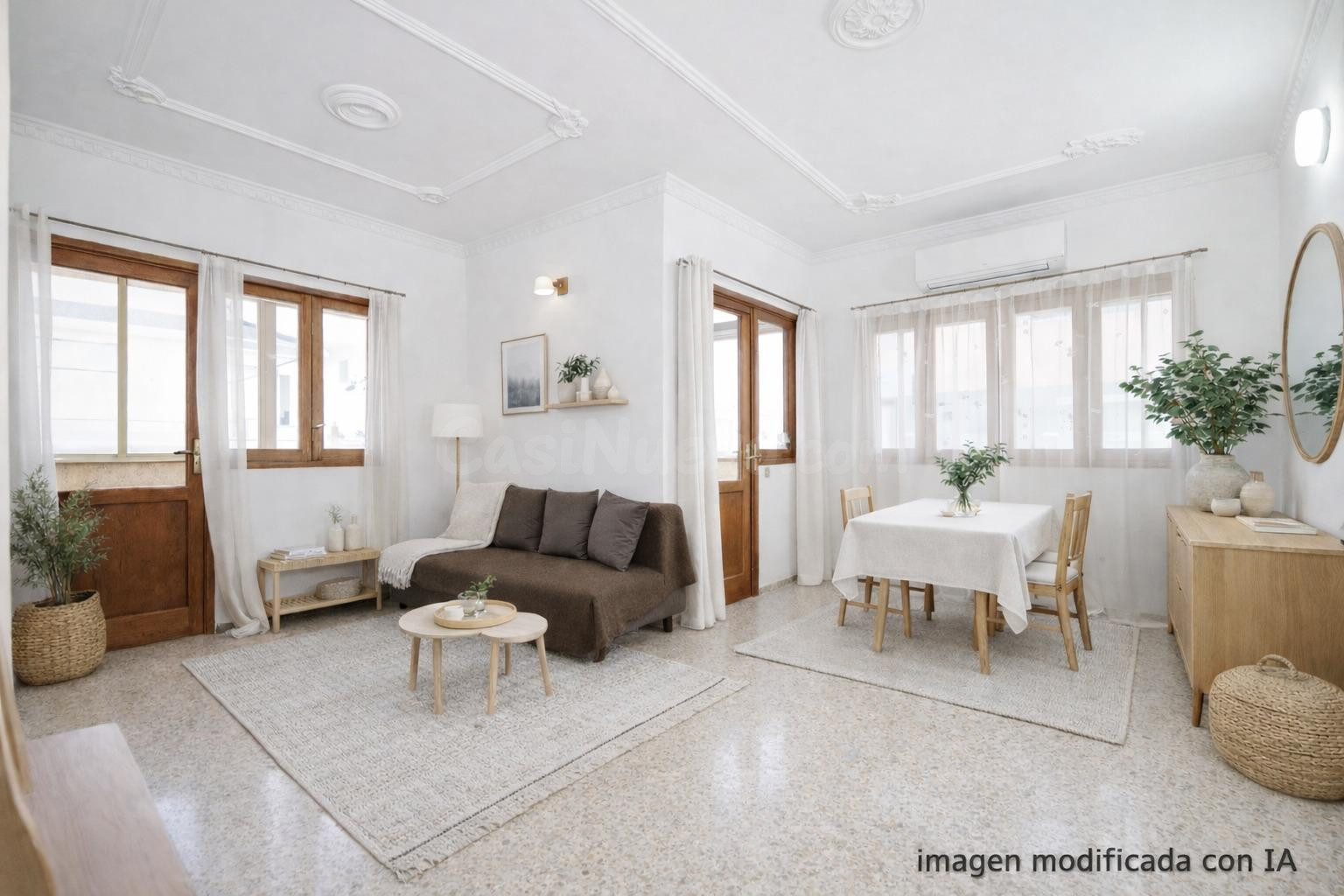 Espacio, luz y calma en un piso de tres habitaciones en El T - foto 3